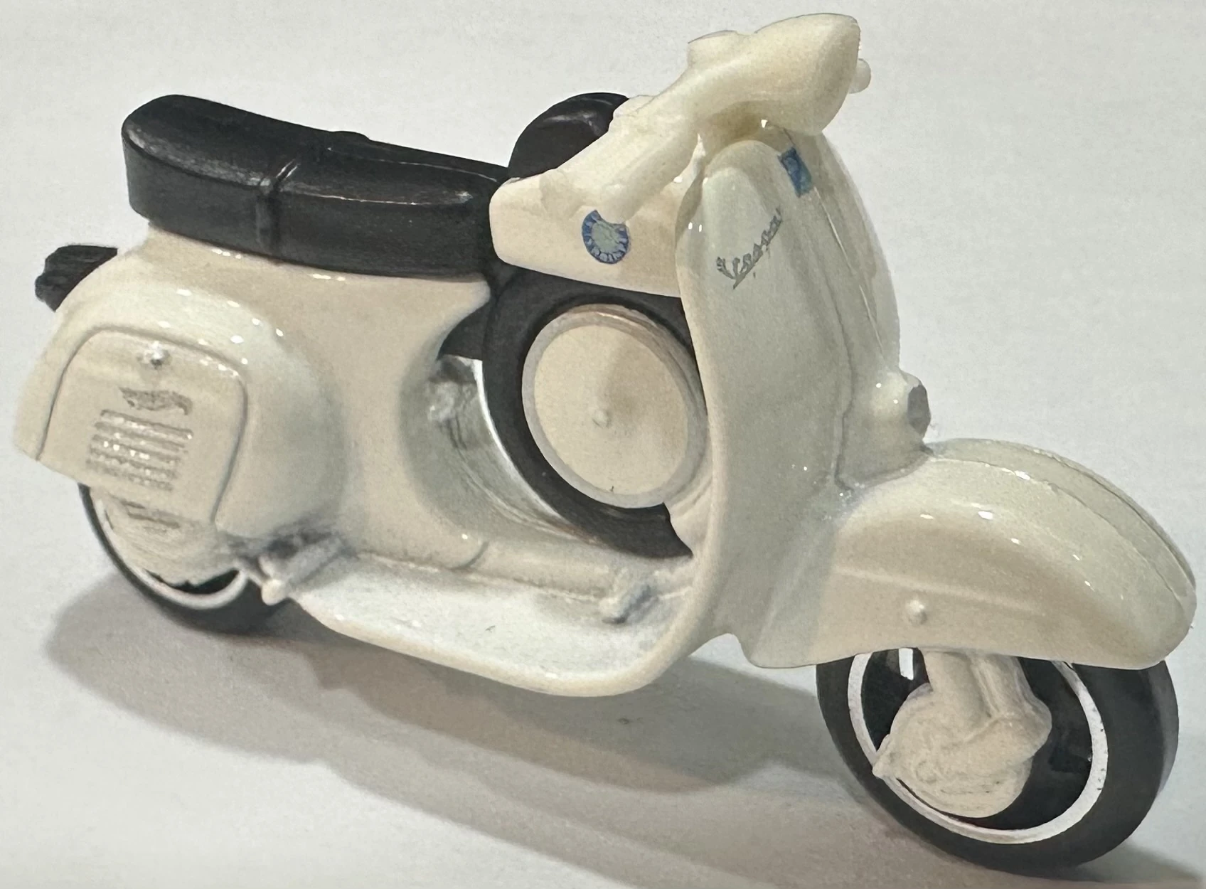 2025 Hot Wheels Vespa 90 SS Super Sprint (1966) - Mainline 177/250 - Metro 2/5