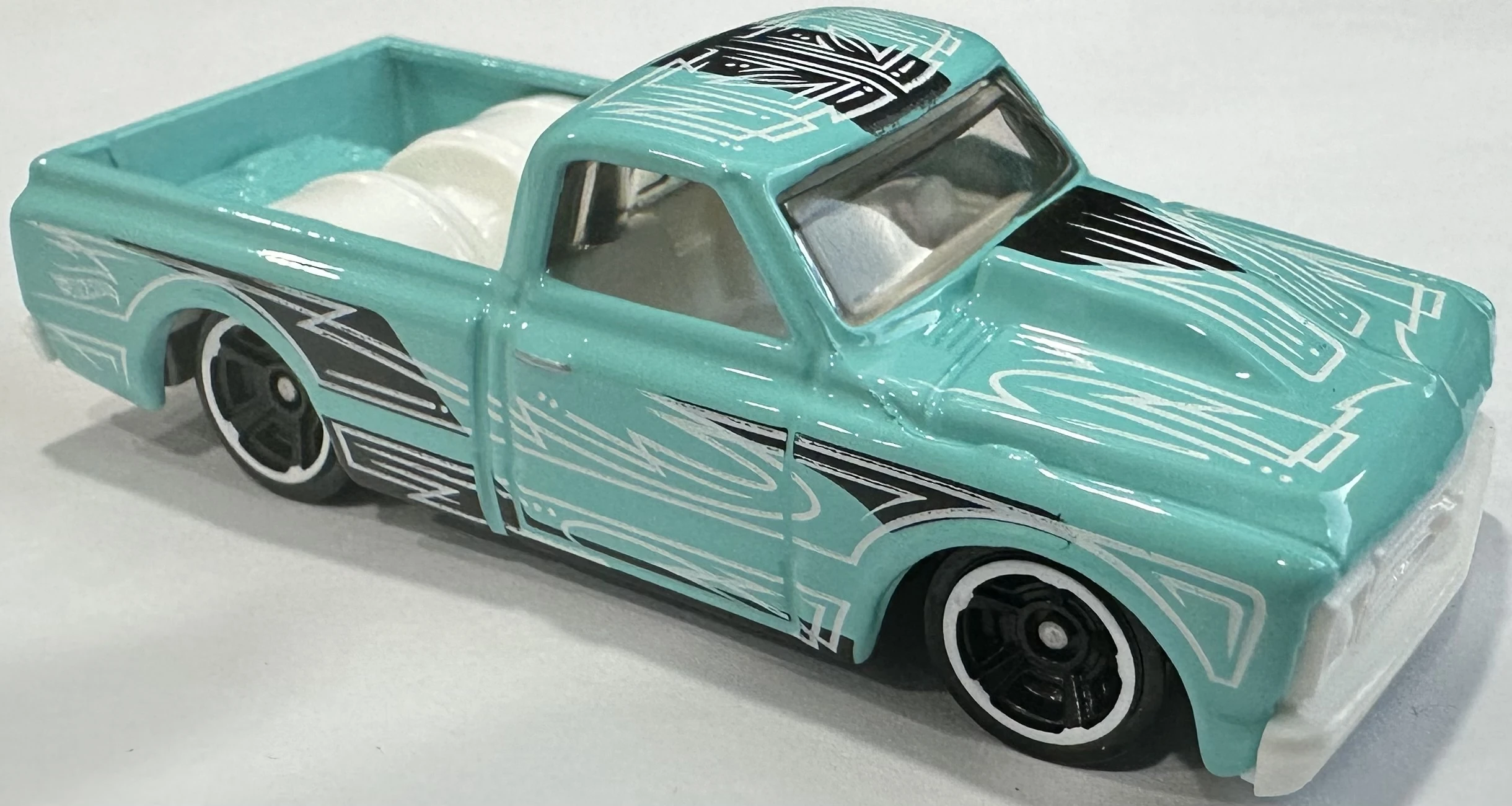 2025 Hot Wheels '21 '67 Chevy C10 Cyan - Mainline 021/250 - Hot Trucks 2/10
