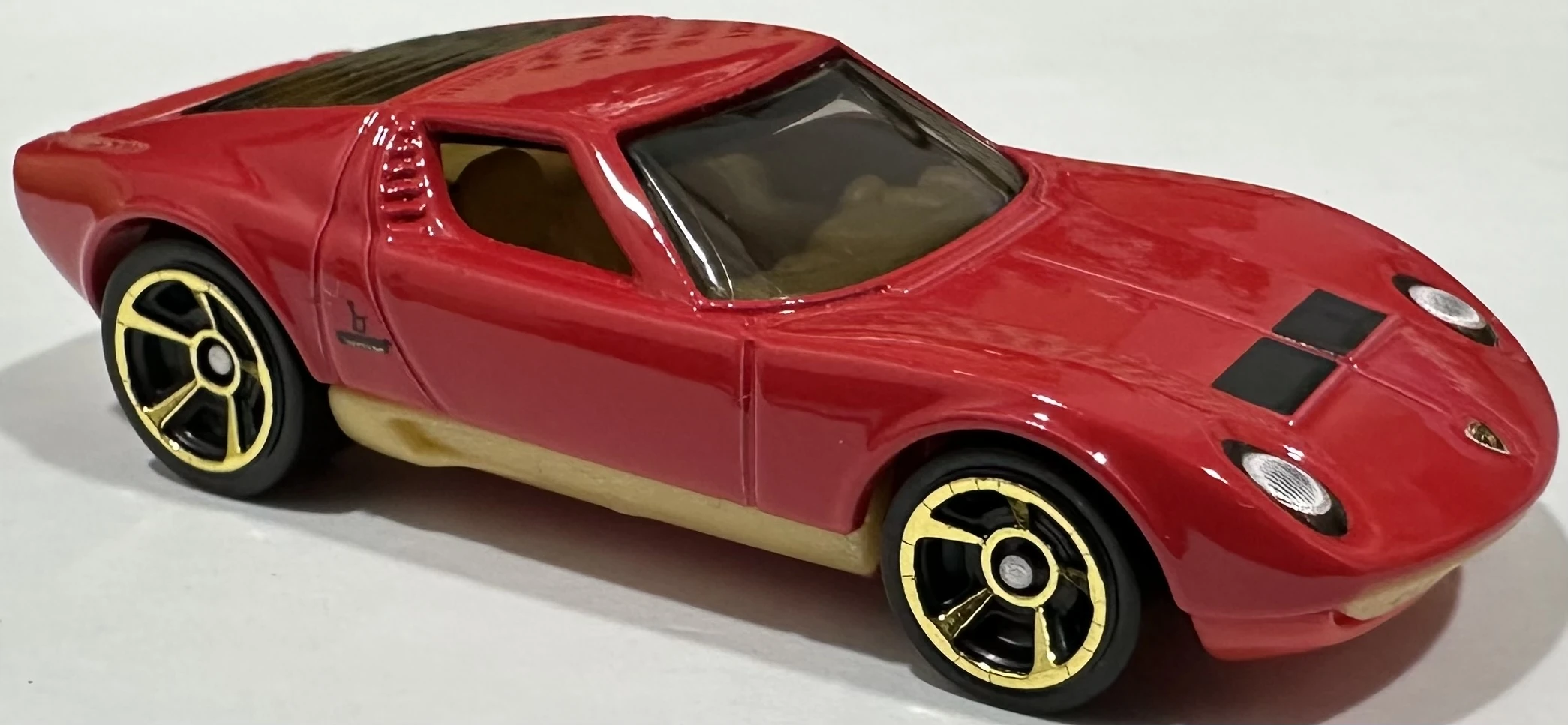 2025 Hot Wheels 	'71 Lamborghini Miura SV Red - Mainline 078/250 - 70s vs 90s 6/10