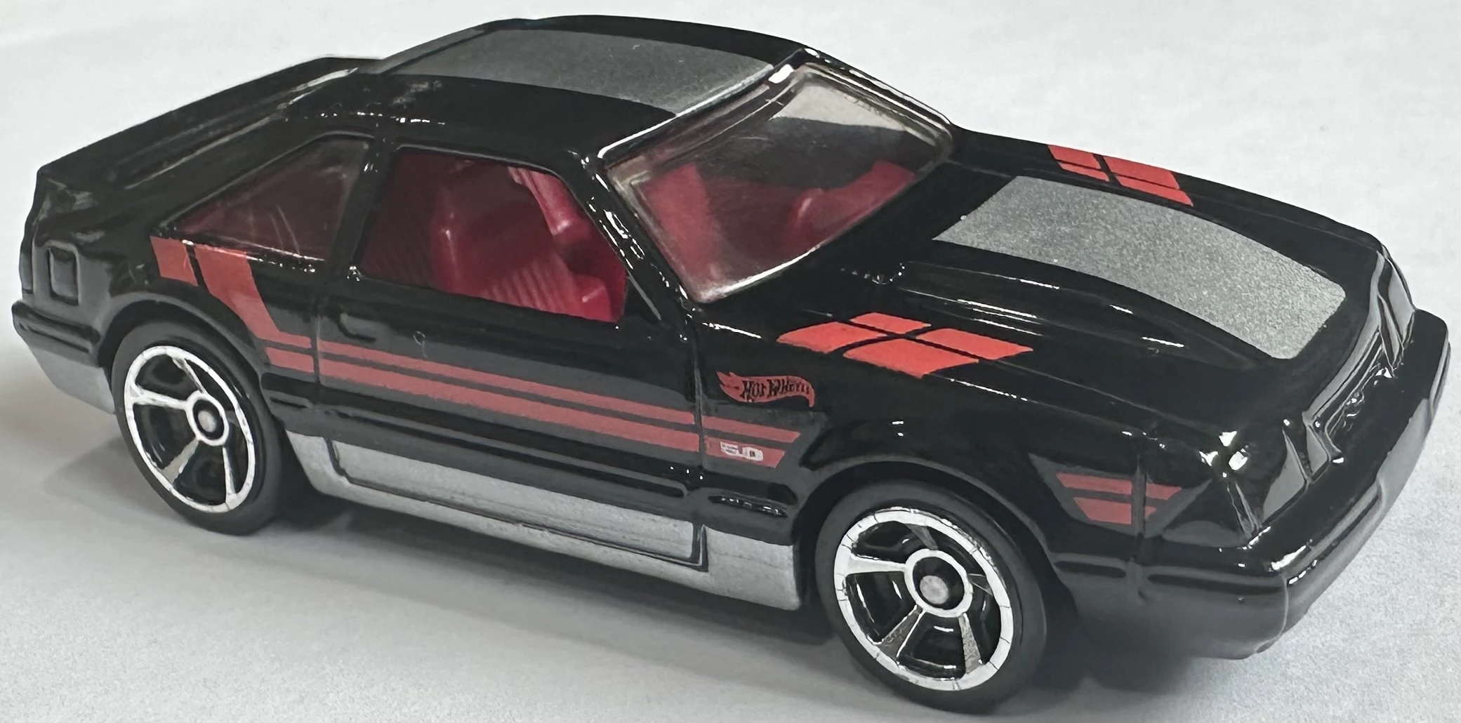 2025 Hot Wheels 		'92 Ford Mustang Black - Mainline 127/250 - 70s vs 90s 7/10