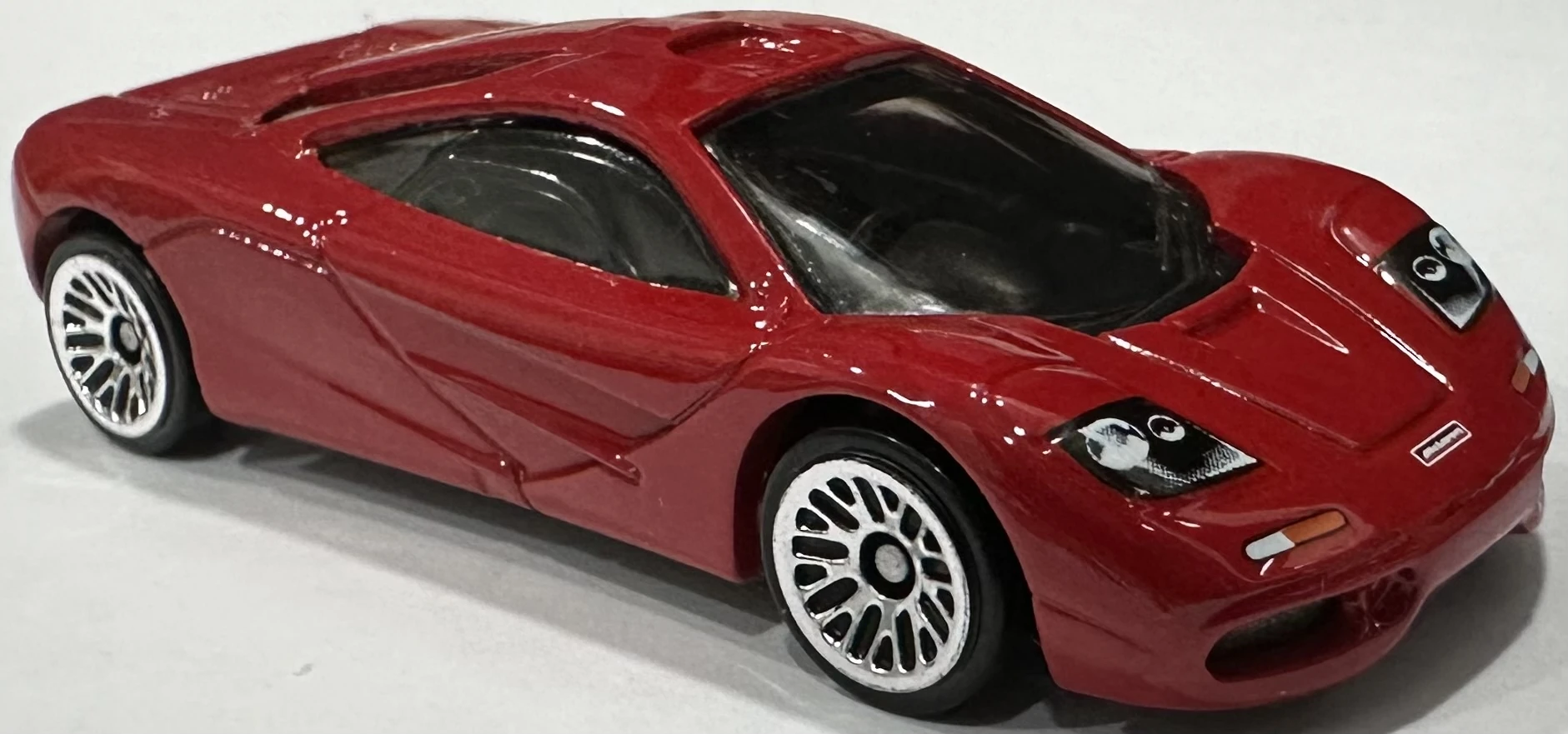 2024 Hot Wheels 													McLaren F1 Red - Mainline 243/250 - The 90s 9/10