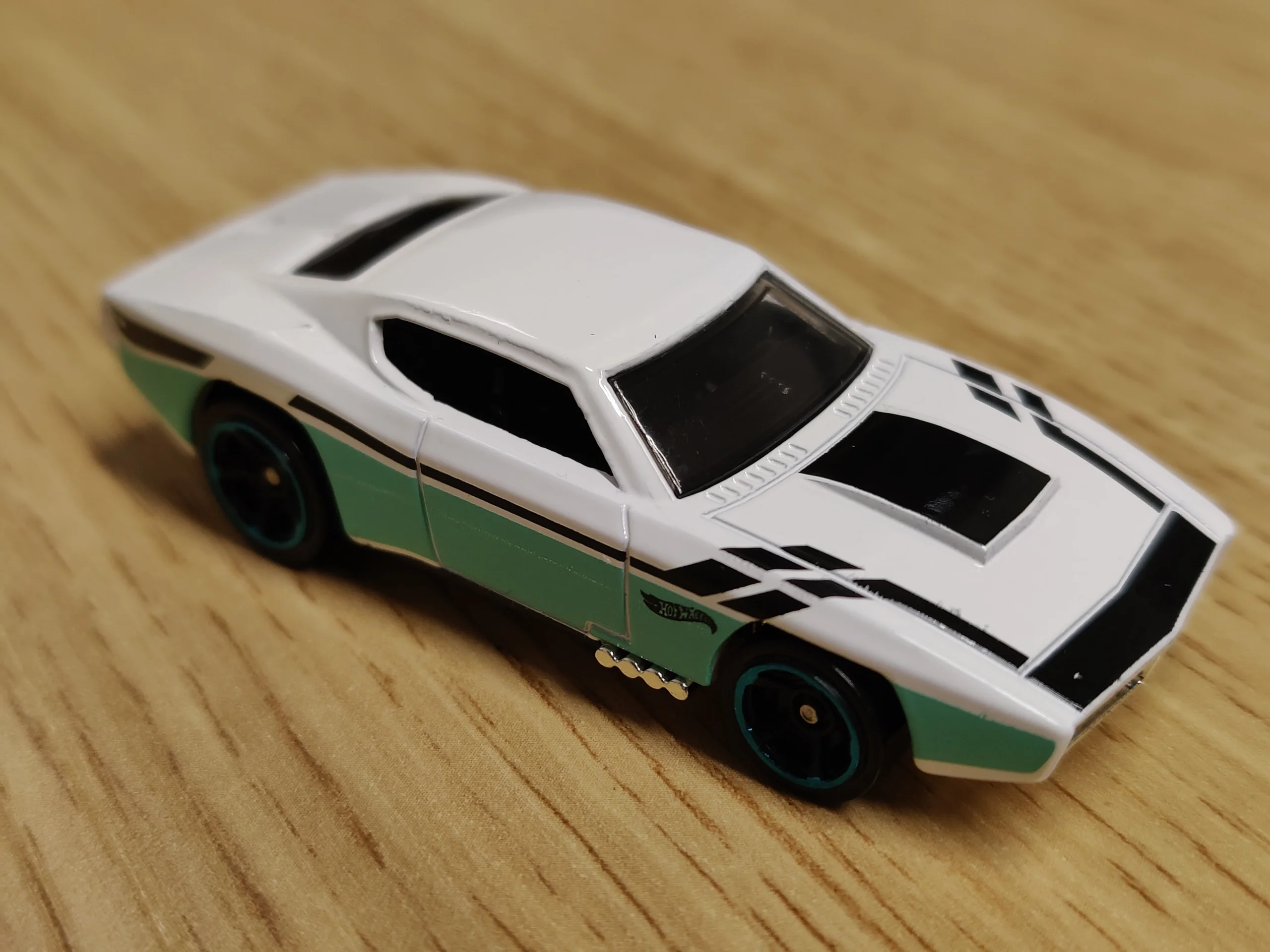 2024 Hot Wheels Custom Otto White - Mainline 006/250 - Dream Garage 1/5