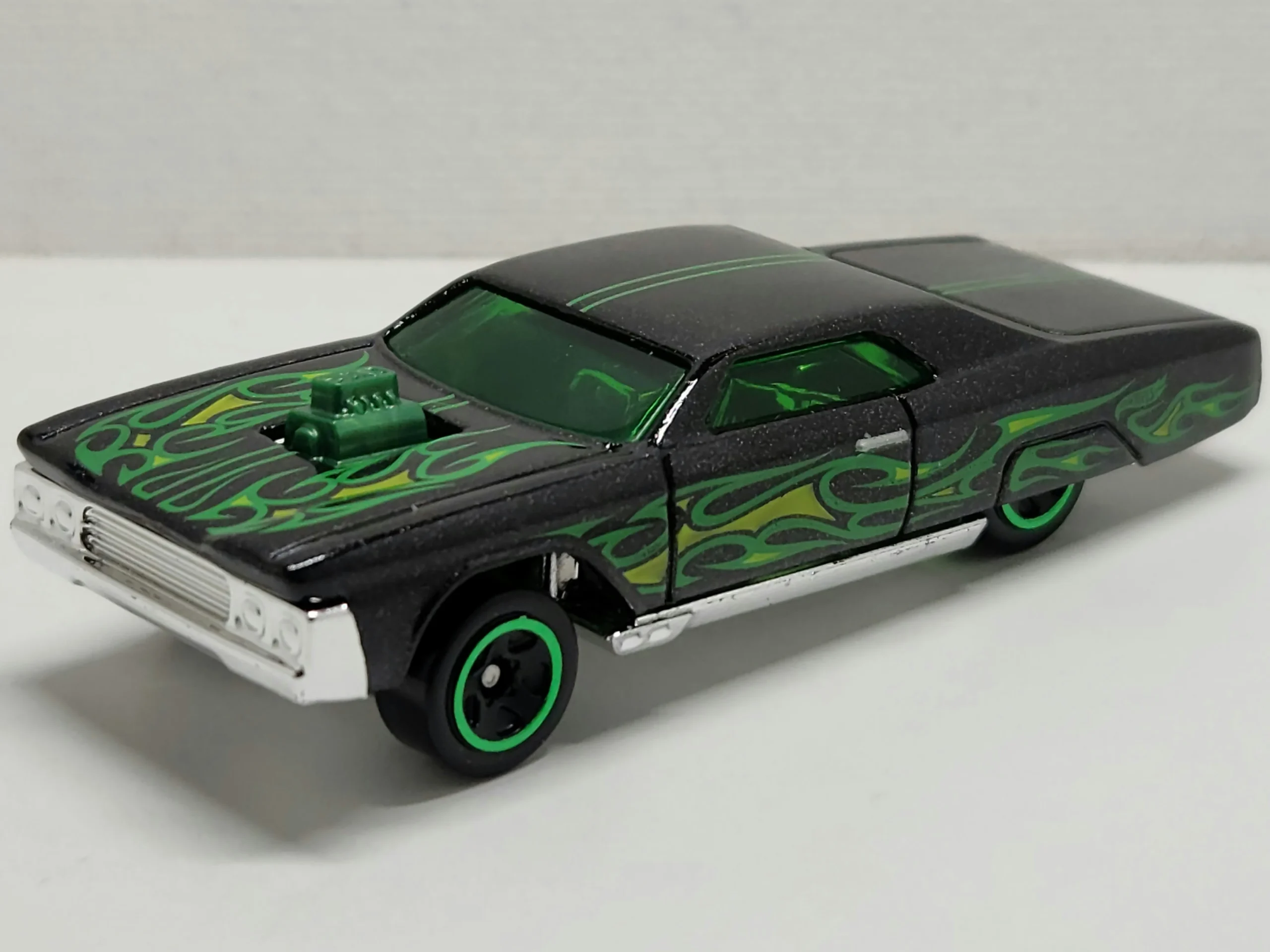2024 Hot Wheels 									Layin' Lowrider Black - Mainline 113/250 - Reverse Rake 3/5