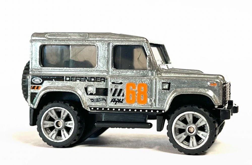 2025 Hot Wheels 																							Land Rover Defender 90 Chrome - Mainline 210/250 - Then and Now 5/10