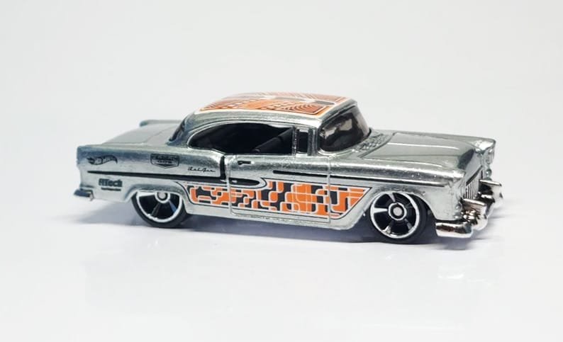 2025 Hot Wheels 													'55 Chevy Chrome - Mainline 045/250 - Rod Squad 3/10