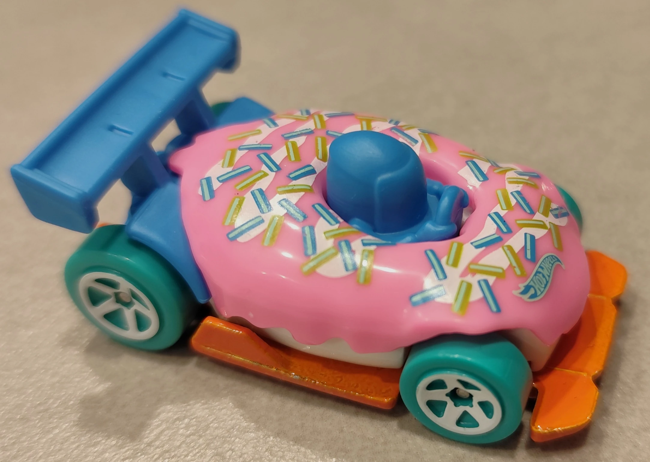 2025 Hot Wheels Donut Drifter Pink - Mainline 040/250 - Lets Race 2/5