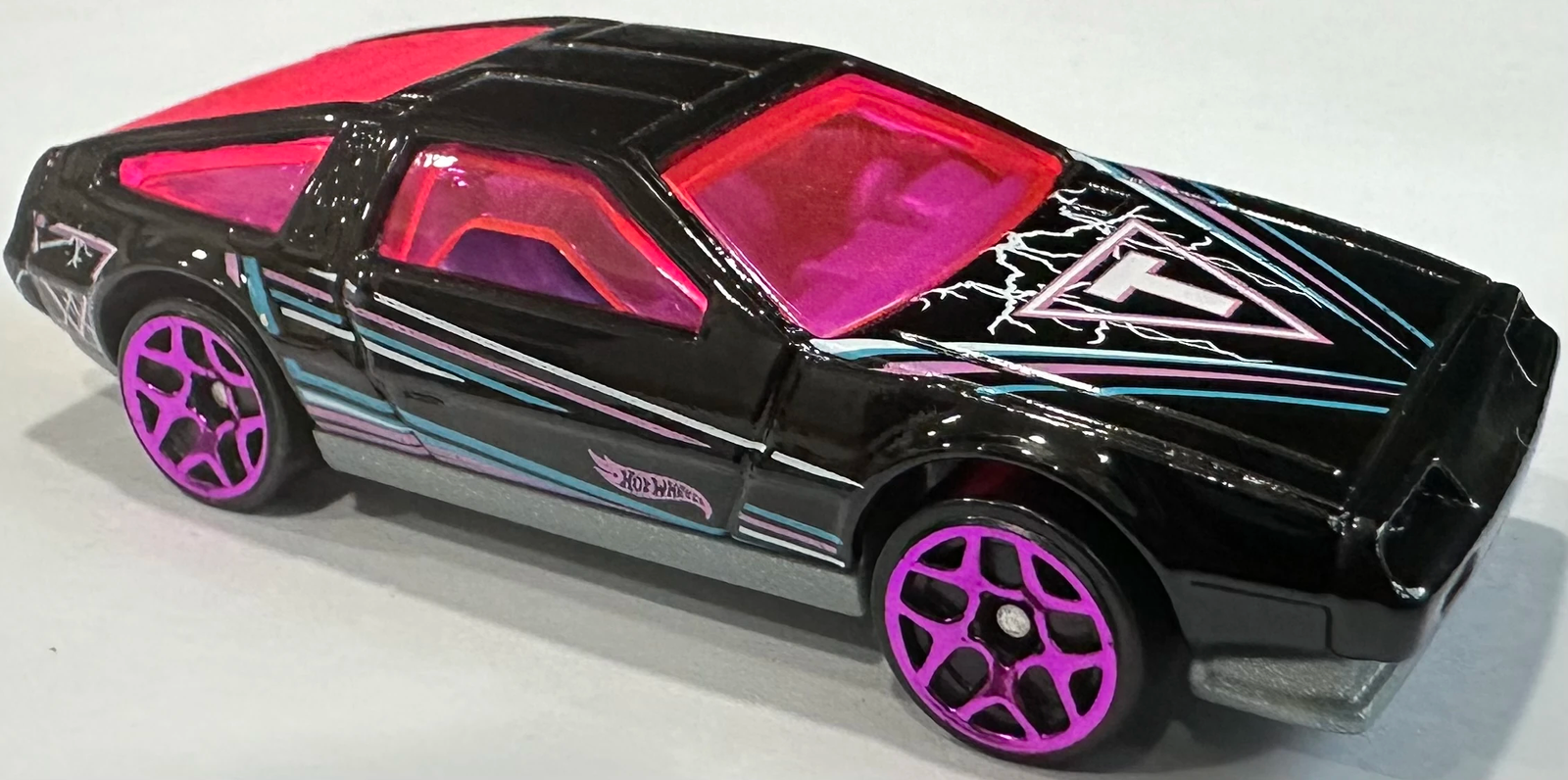 2025 Hot Wheels DMC DeLorean Black - Mainline 036/250 - Art Cars 5/10