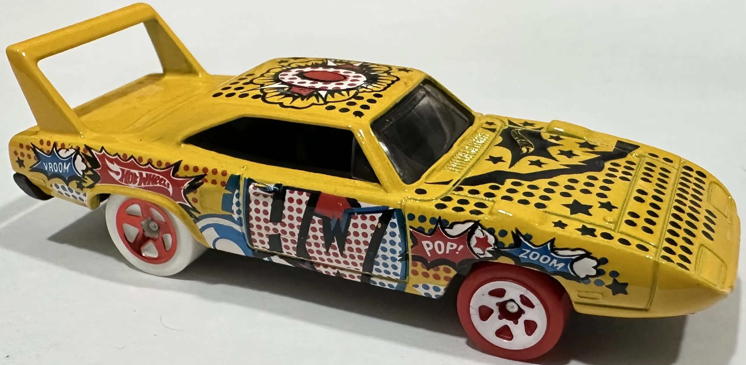 2025 Hot Wheels '70 Plymouth Superbird Red - Mainline 087/250 - Art Cars 7/10