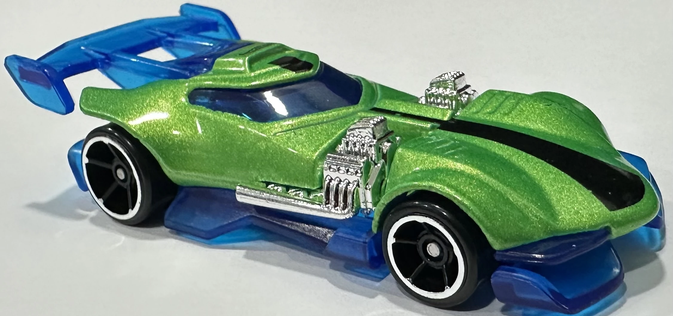 2025 Hot Wheels Super Twin Mill Green - Mainline 019/250 - Lets Race 1/5