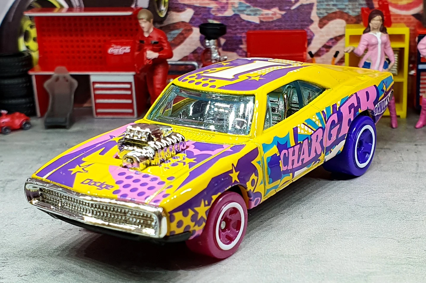 2024 Hot Wheels 	'70 Dodge Charger R/T Yellow - Mainline 108/250 - Art Cars 4/10