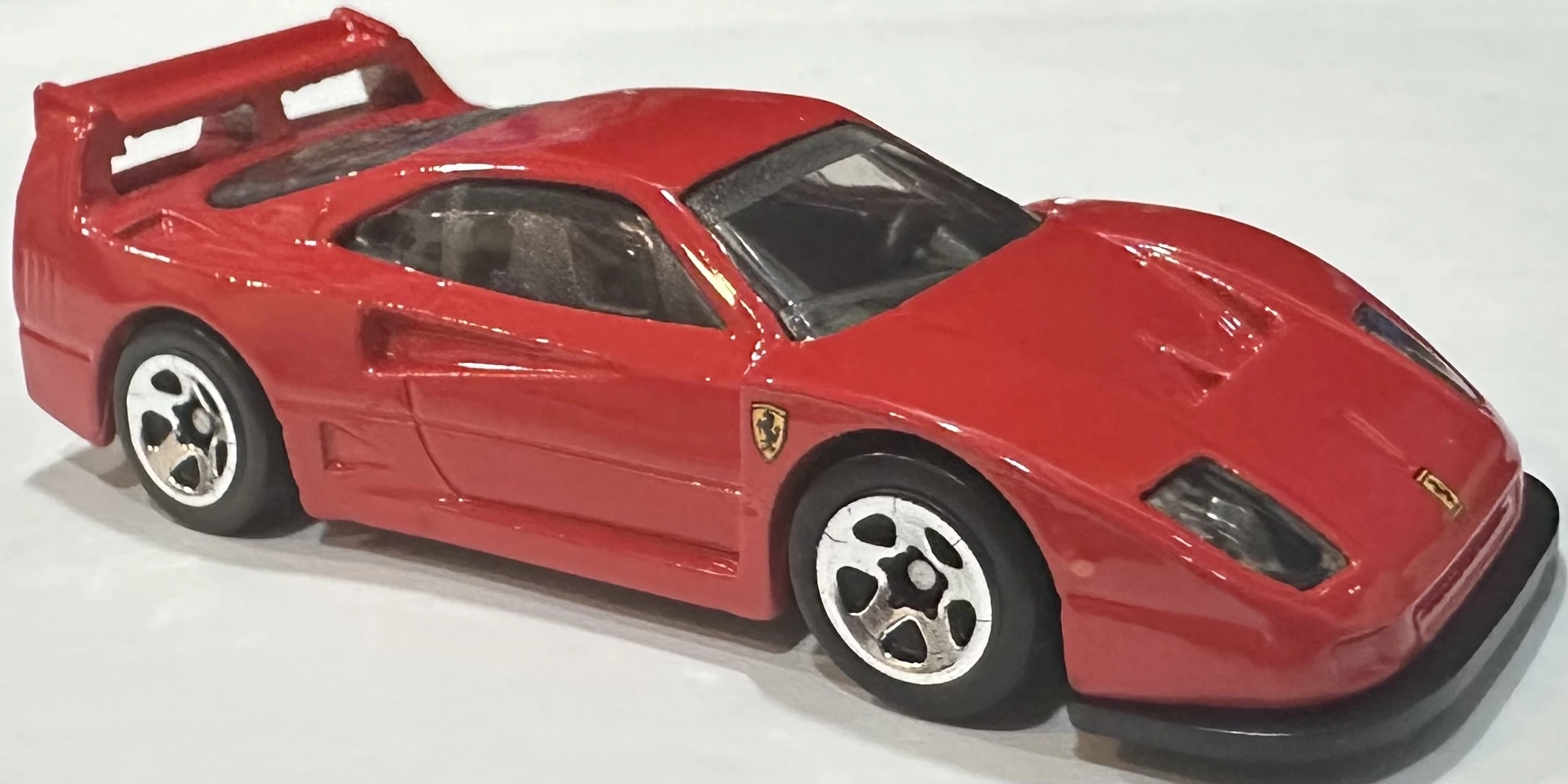 2025 Hot Wheels 					Ferrari F40 Competizione Red - Mainline 198/250 - Exotics 4/5