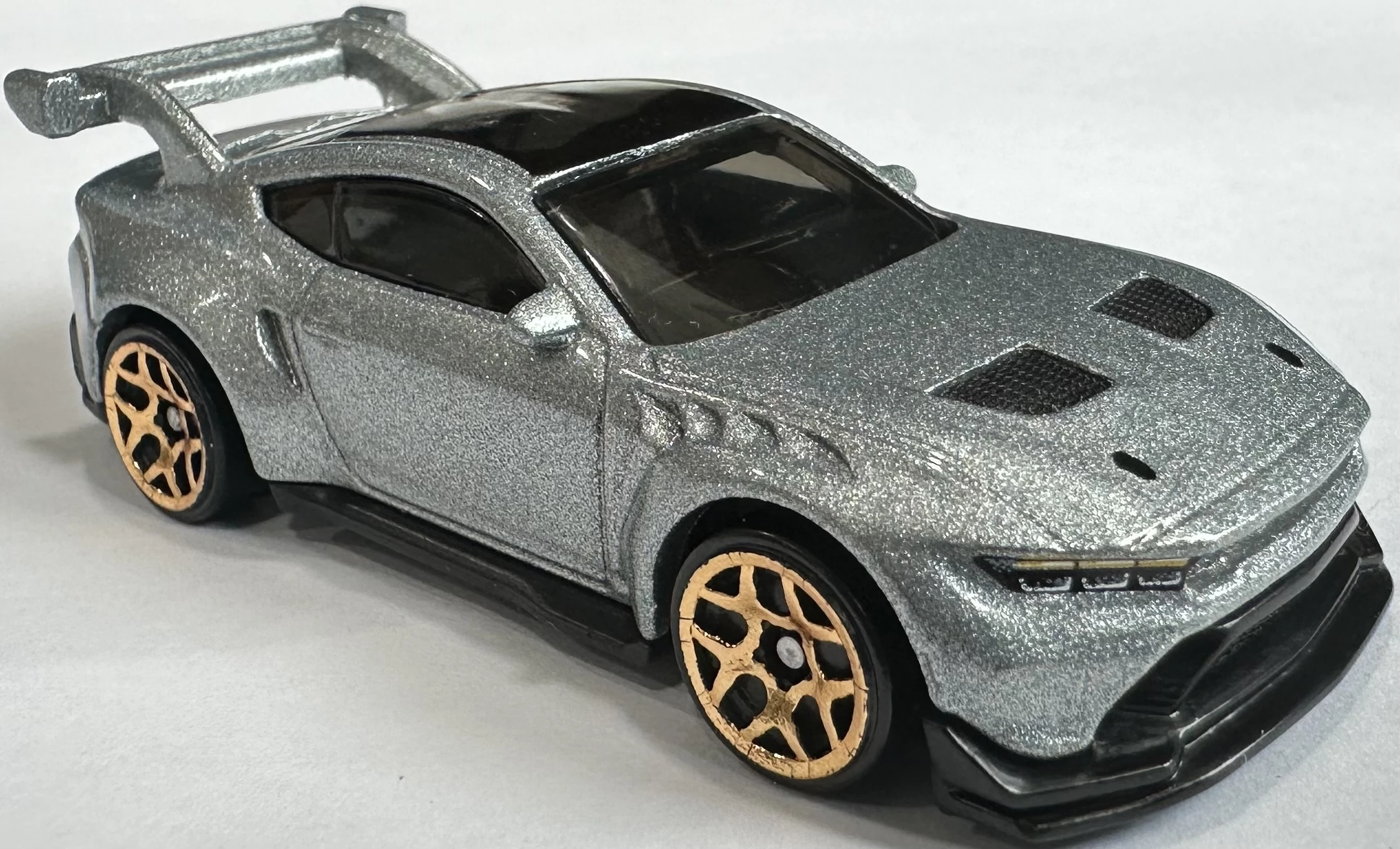 2025 Hot Wheels 	Ford Mustang GTD Chrome - Mainline 034/250 - Mustang Go 1/5