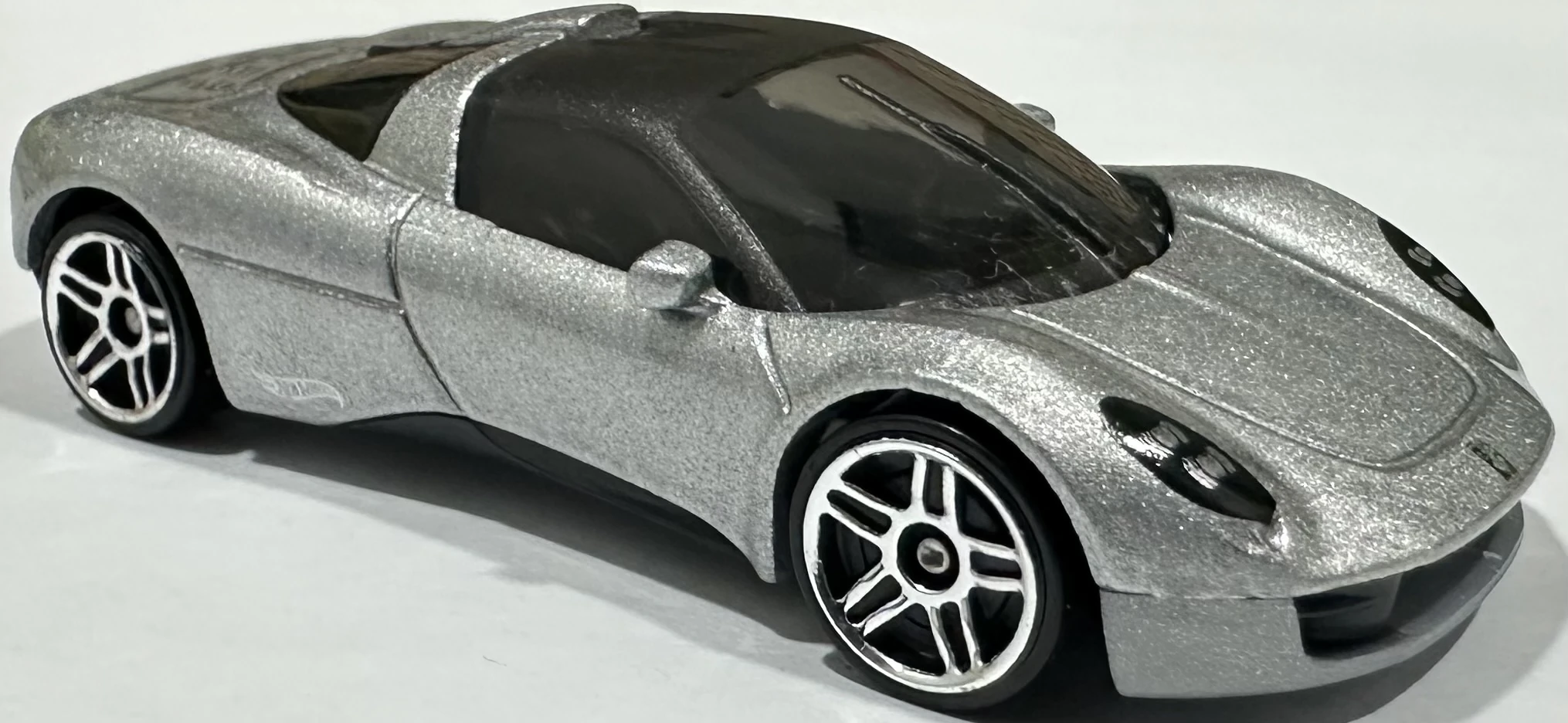 2025 Hot Wheels Gordon Murray Automotive T.33 Chrome - Mainline 090/250 - Factory Fresh 4/5