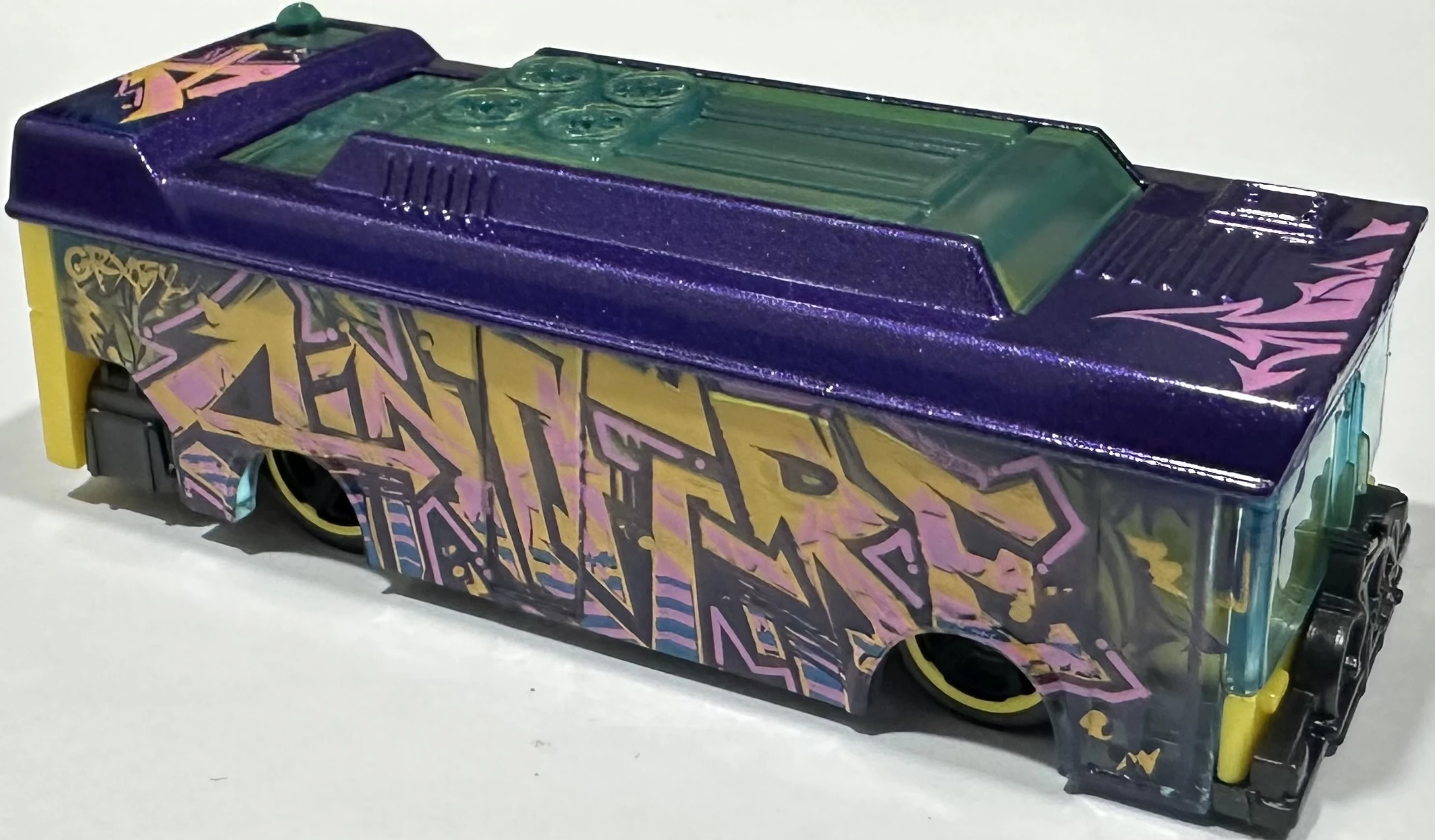 2025 Hot Wheels Ain't Fare Purple - Mainline 088/250 - Art Cars 8/10