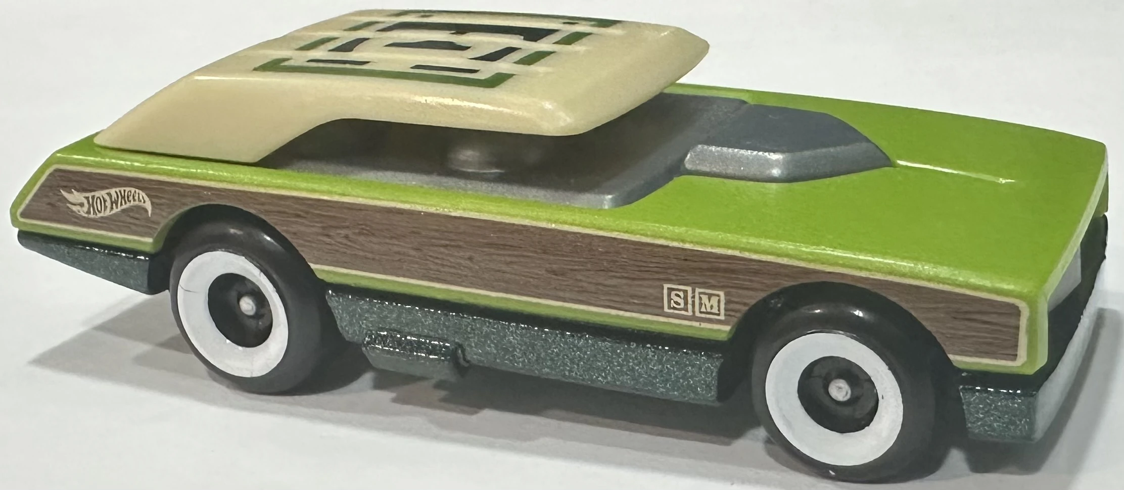 2025 Hot Wheels 	Long Bloc Green - Mainline 135/250 - Art Cars 9/10