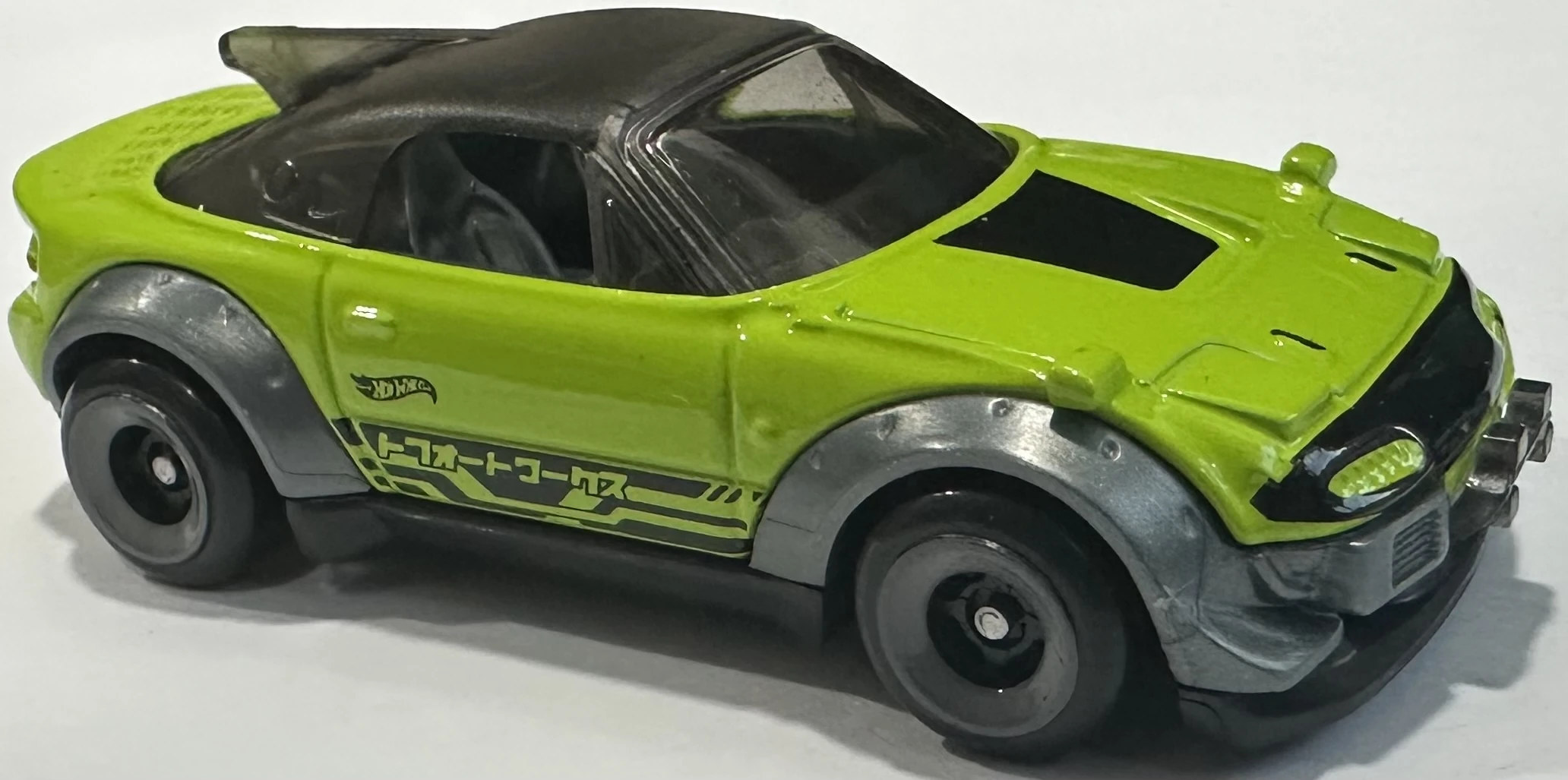 2025 Hot Wheels 			Mazda MX-5 Miata Green - Mainline 001/250 - Dream Garage 02/05