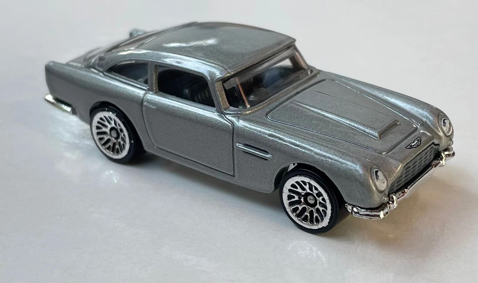 2024 Hot Wheels 		Aston Martin 1963 DB5 Silver - Mainline 107/250 - Screen Time 7/10