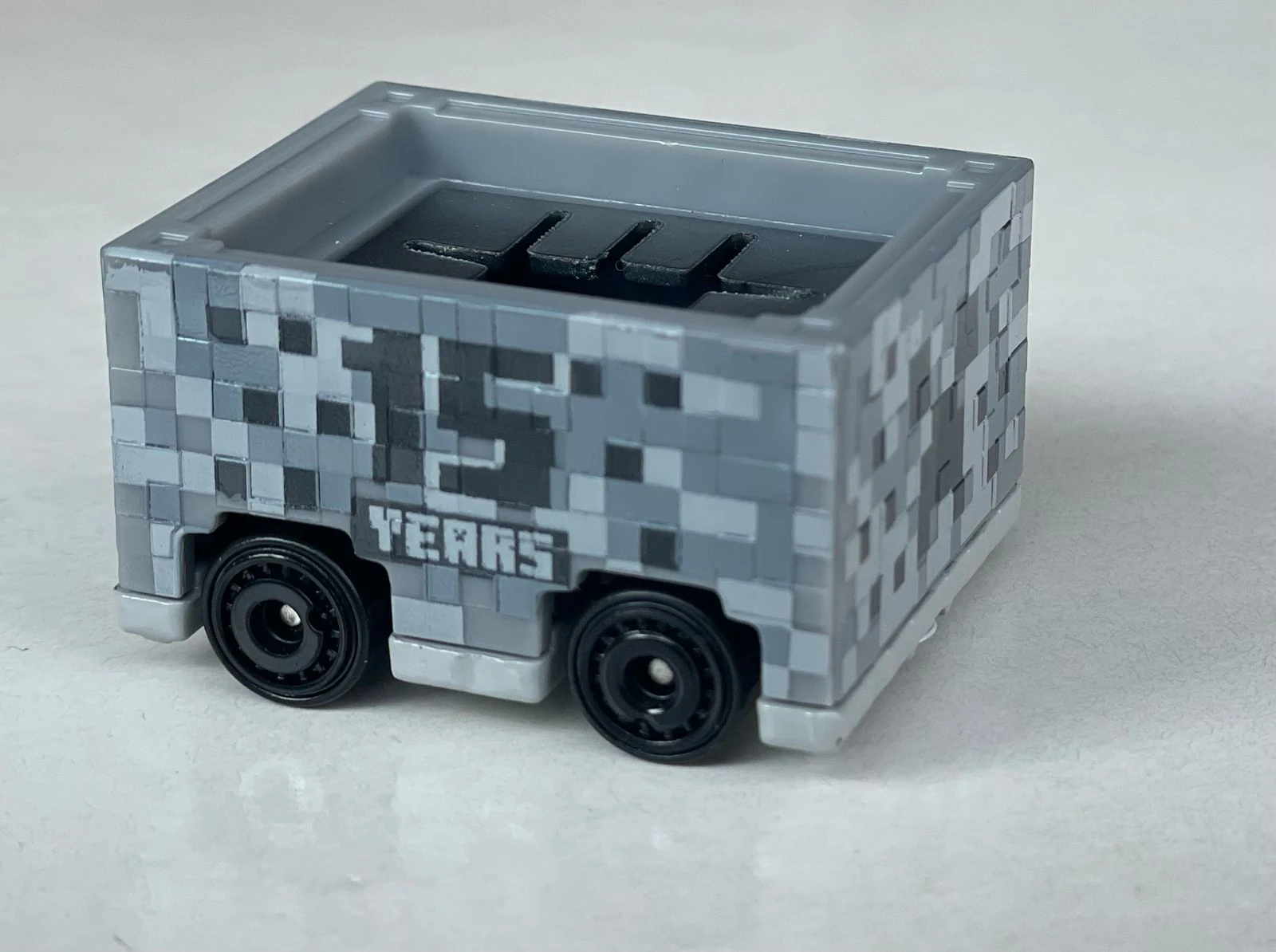 2024 Hot Wheels 		Minecart Silver - Mainline 136/250 - Screen Time 8/10
