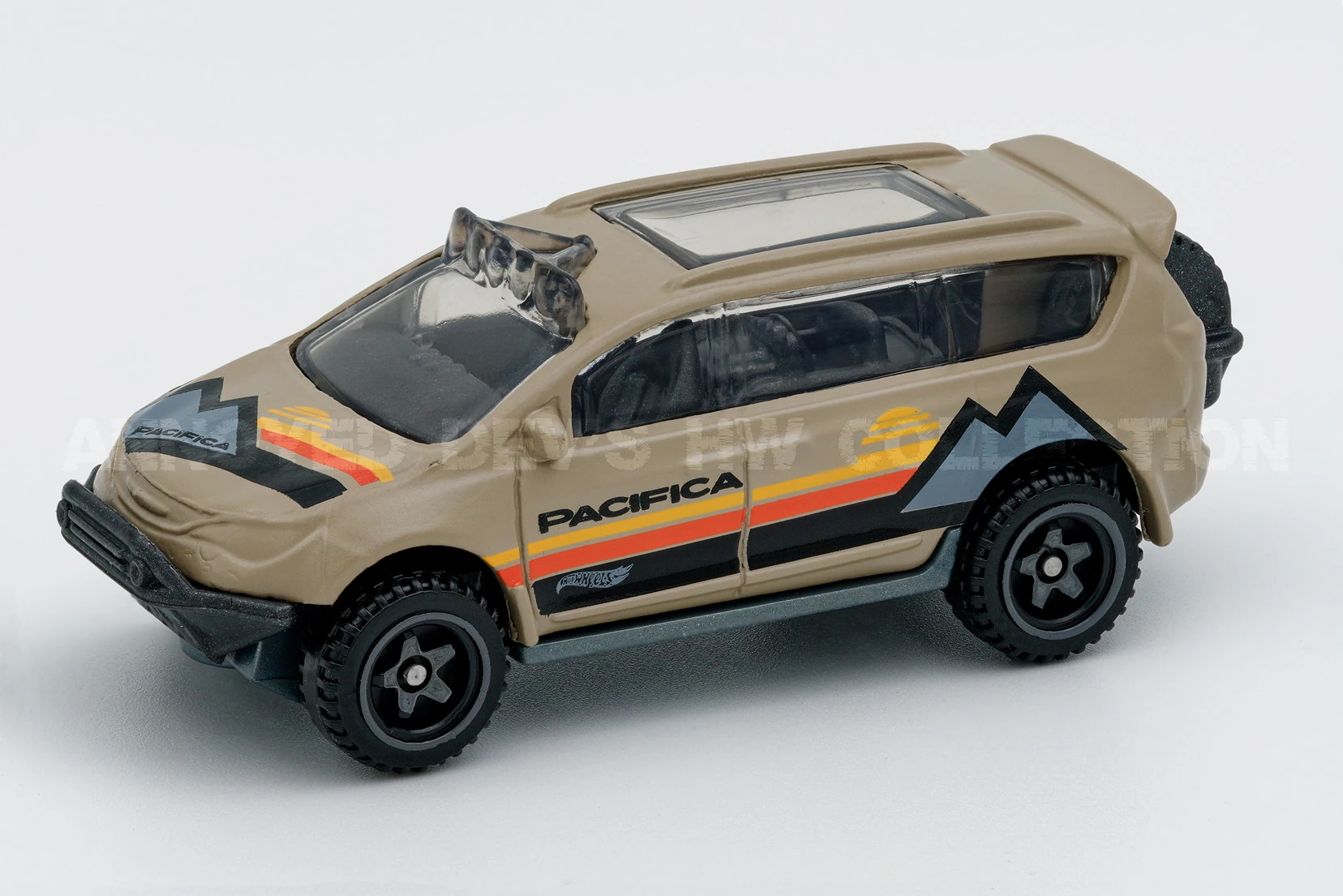 2024 Hot Wheels 		Chrysler Pacifica Beige - Mainline 182/250 - Vans 1/5