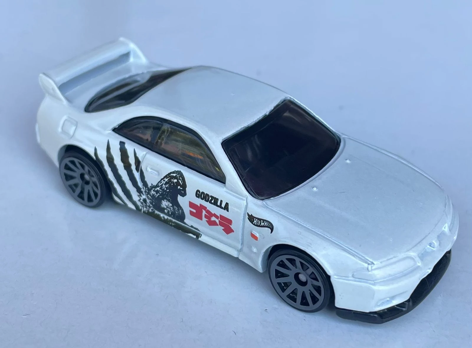 2024 Hot Wheels Nissan Skyline GT-R (BCNR33) White - Mainline 096/250 - J-Imports 5/10