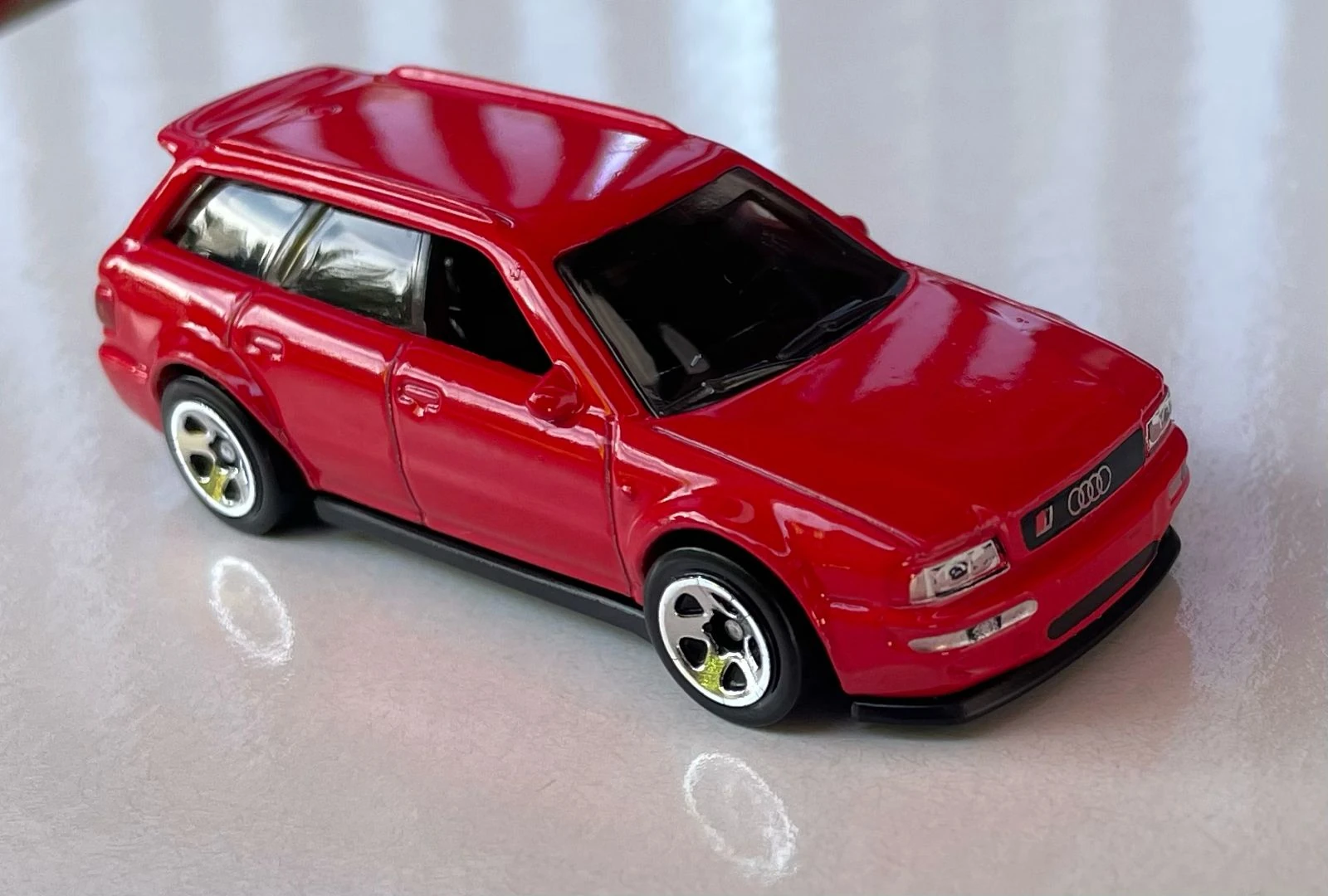 2024 Hot Wheels 						'94 Audi Avant RS2 Red - Mainline 133/250 - Factory Fresh 9/10