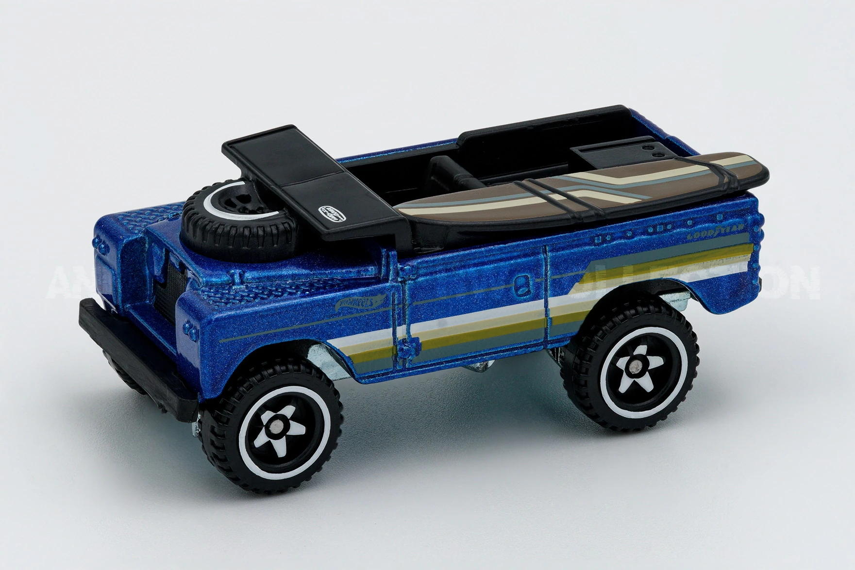 2024 Hot Wheels '19 	Land Rover Series II Blue - Mainline 092/250 - Hot Trucks 5/10