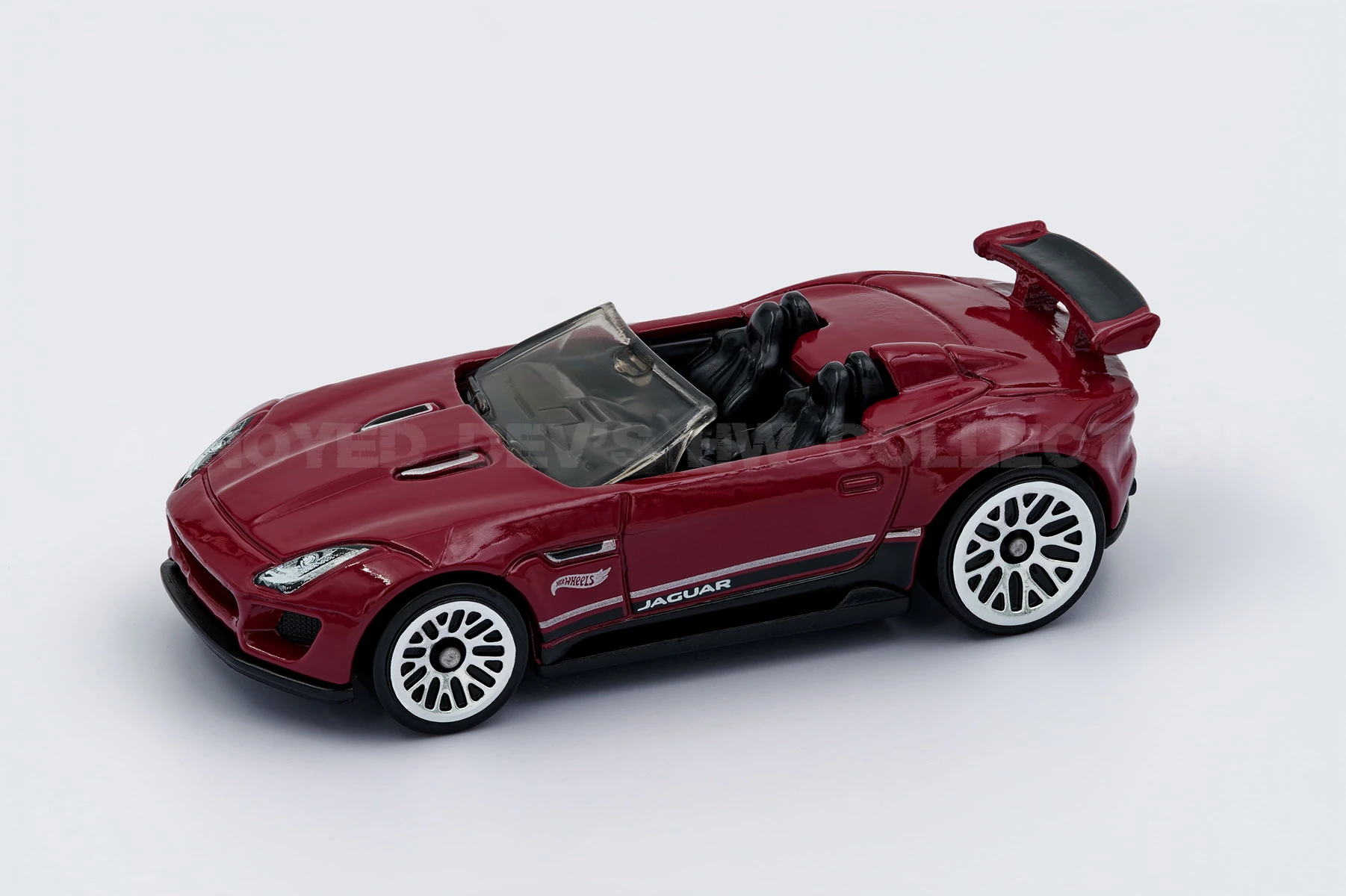 2024 Hot Wheels 			'15 Jaguar F-Type Project 7 Red - Mainline 116/250 - Roadsters 5/5