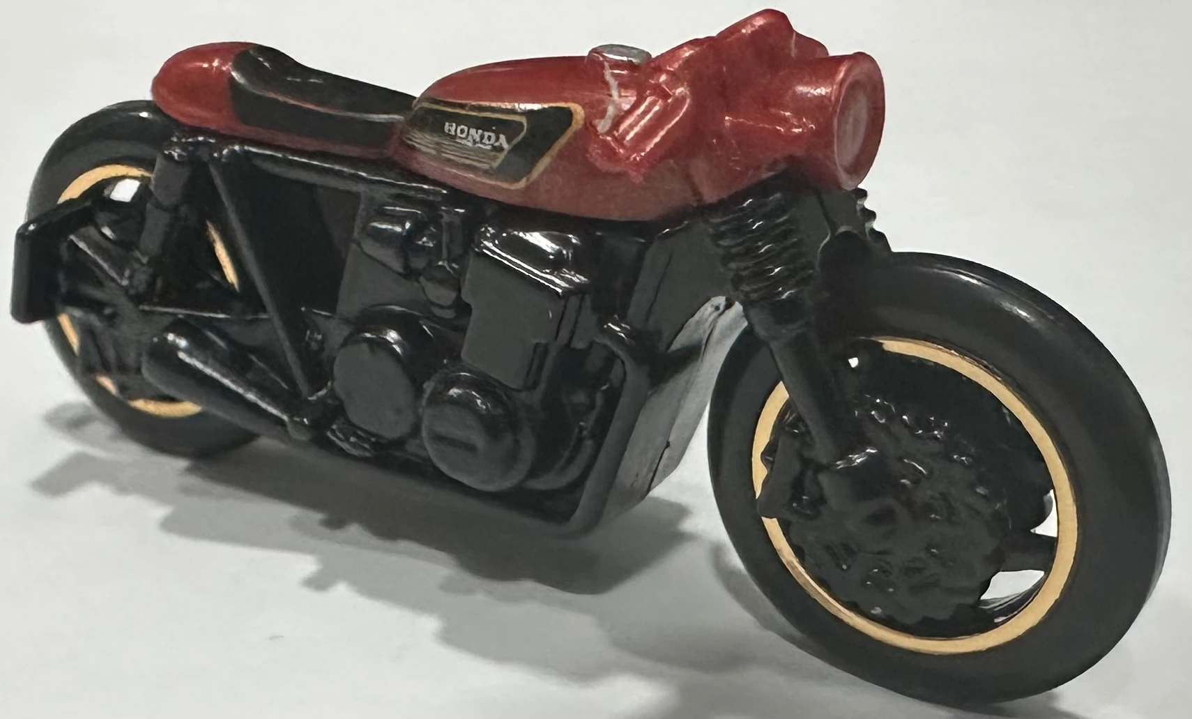2025 Hot Wheels Honda CB750 Café Red - Mainline 150/250 - Metro 1/5