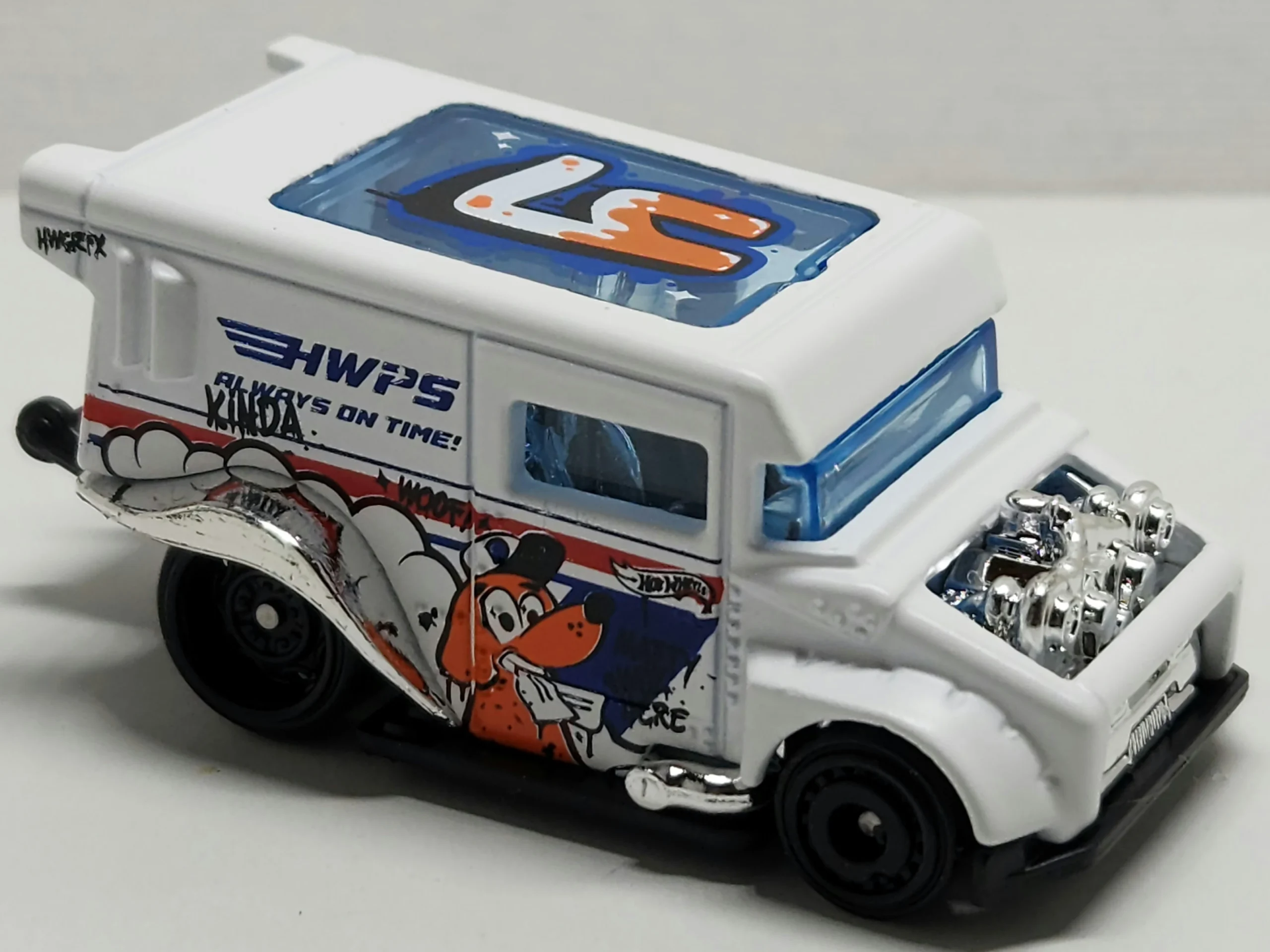2024 Hot Wheels 		Mailed It! White - Mainline 164/250 - Art Cars 10/10