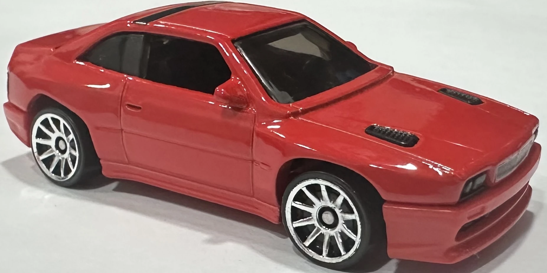 2025 Hot Wheels 	Maserati Shamal Red - Mainline 058/250 - Metro 4/5