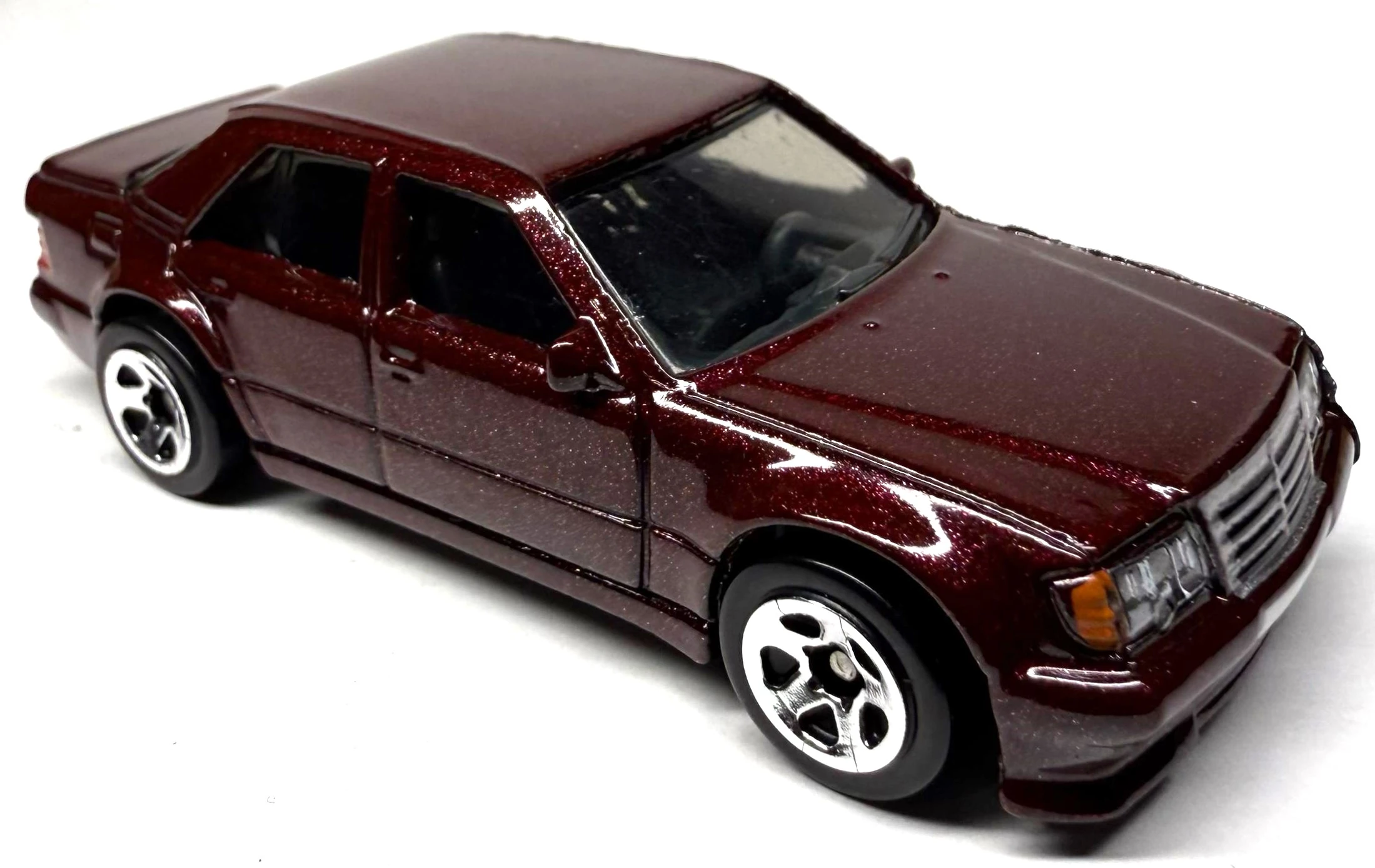 2025 Hot Wheels 									Mercedes-Benz 500 E Wine - Mainline 052/250 - Red Edition Target 6/12