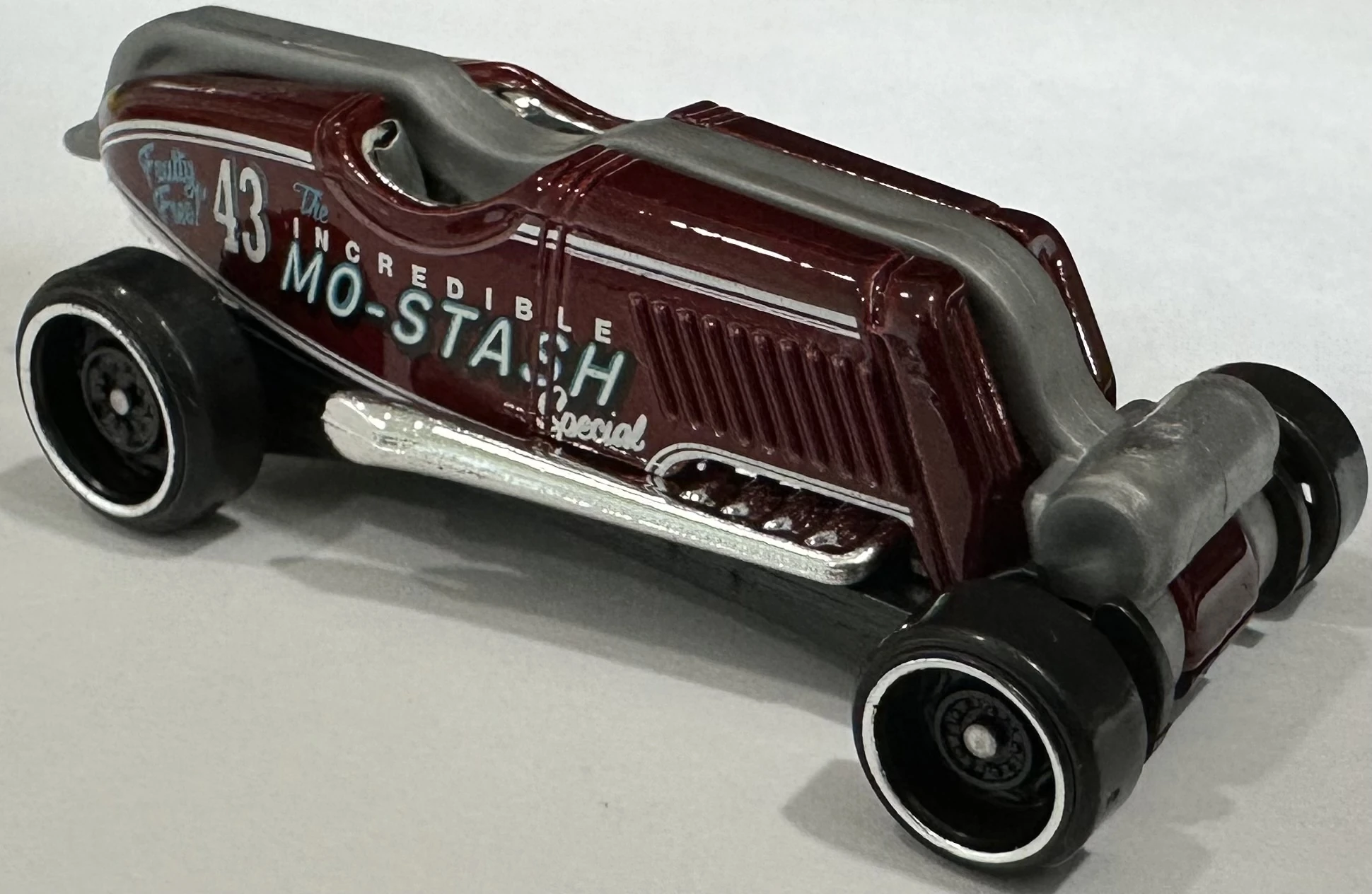 2024 Hot Wheels 					Mo-Stash Brown - Mainline 073/250 - Experimotors 4/5