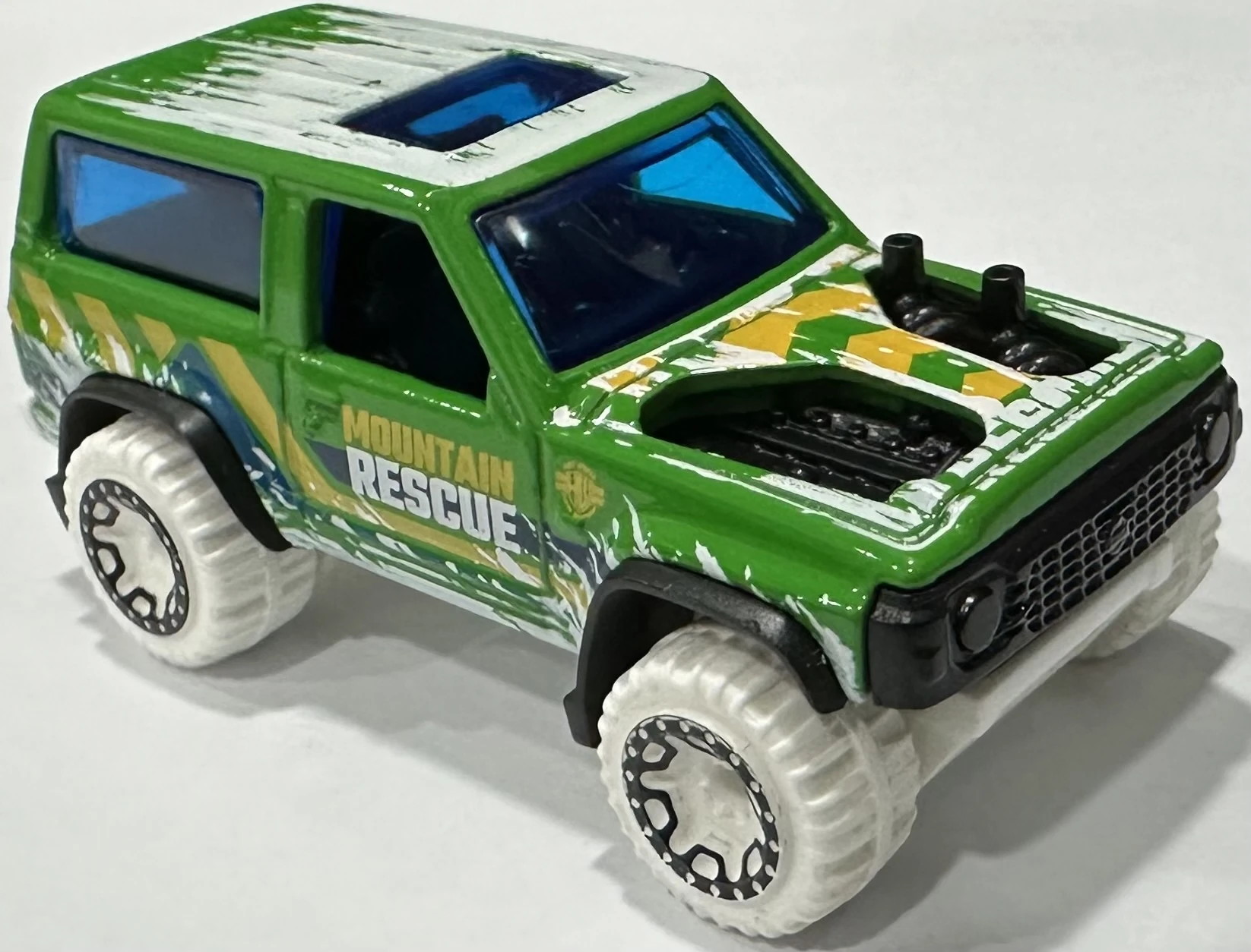 2024 Hot Wheels Nissan Patrol Custom Green - Mainline 034/250 - First Response 5/10