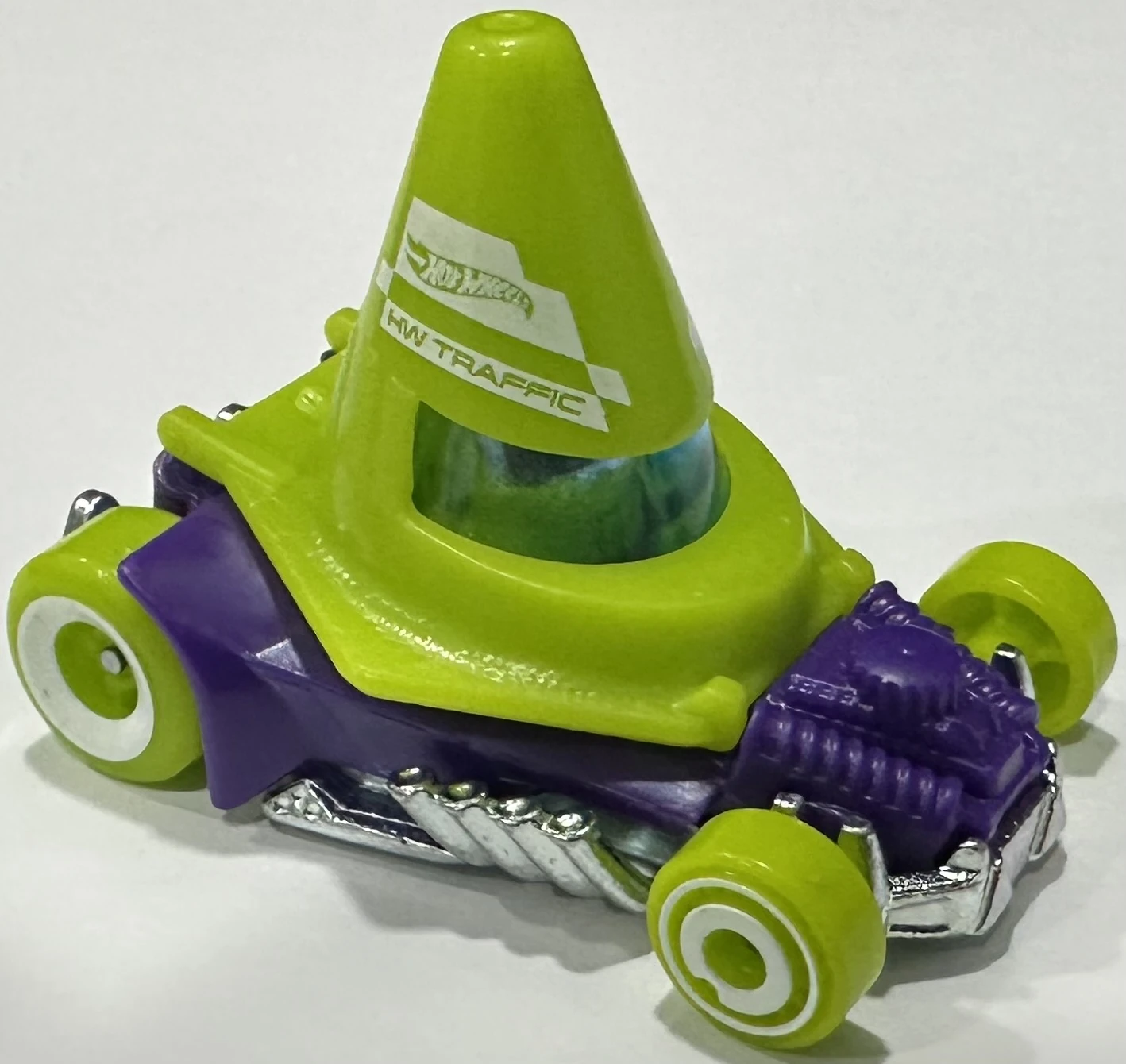 2025 Hot Wheels 	Cone Shaker Purple & Green - Mainline 148/250 - Metro 5/5