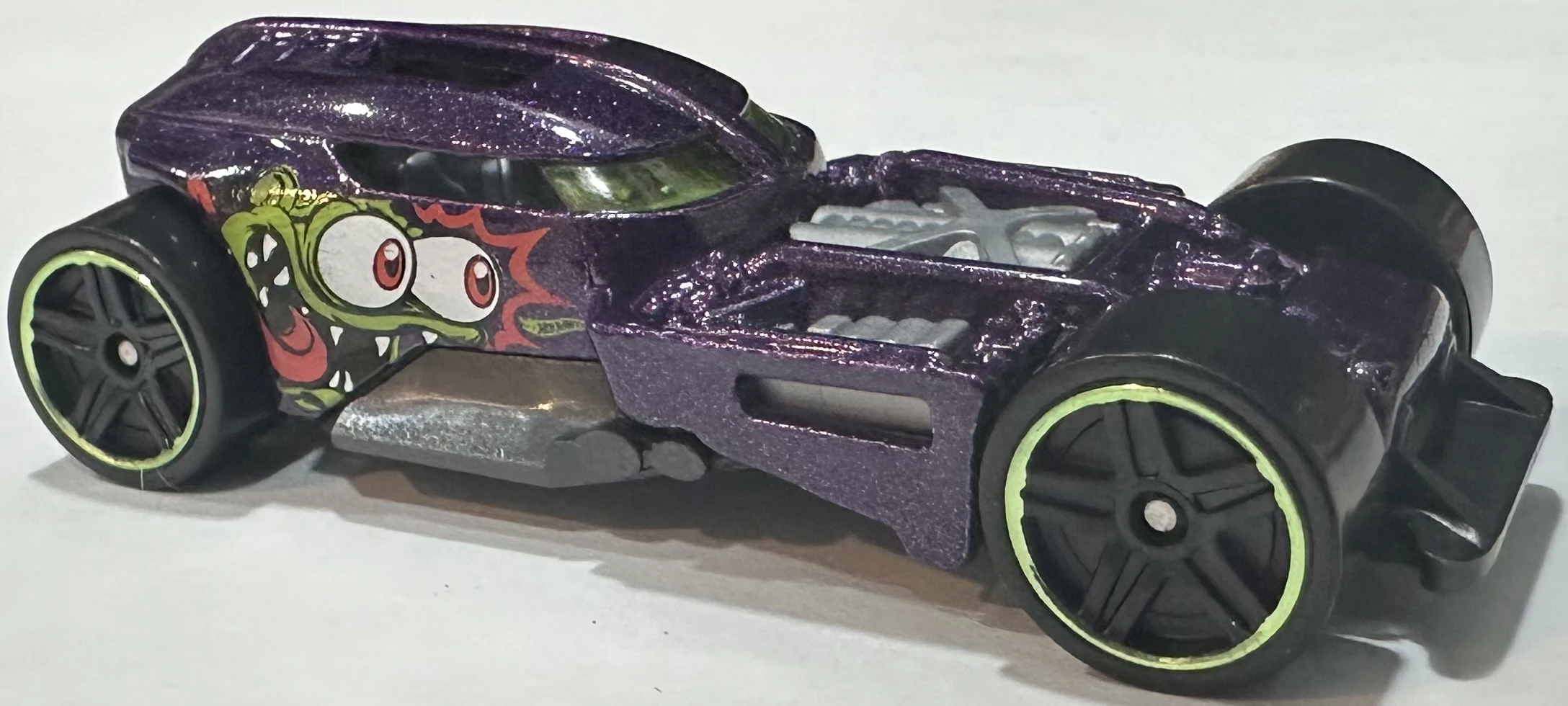 2025 Hot Wheels 															HW50 Concept Dark Purple - Mainline 070/250 - Rod Squad 6/10