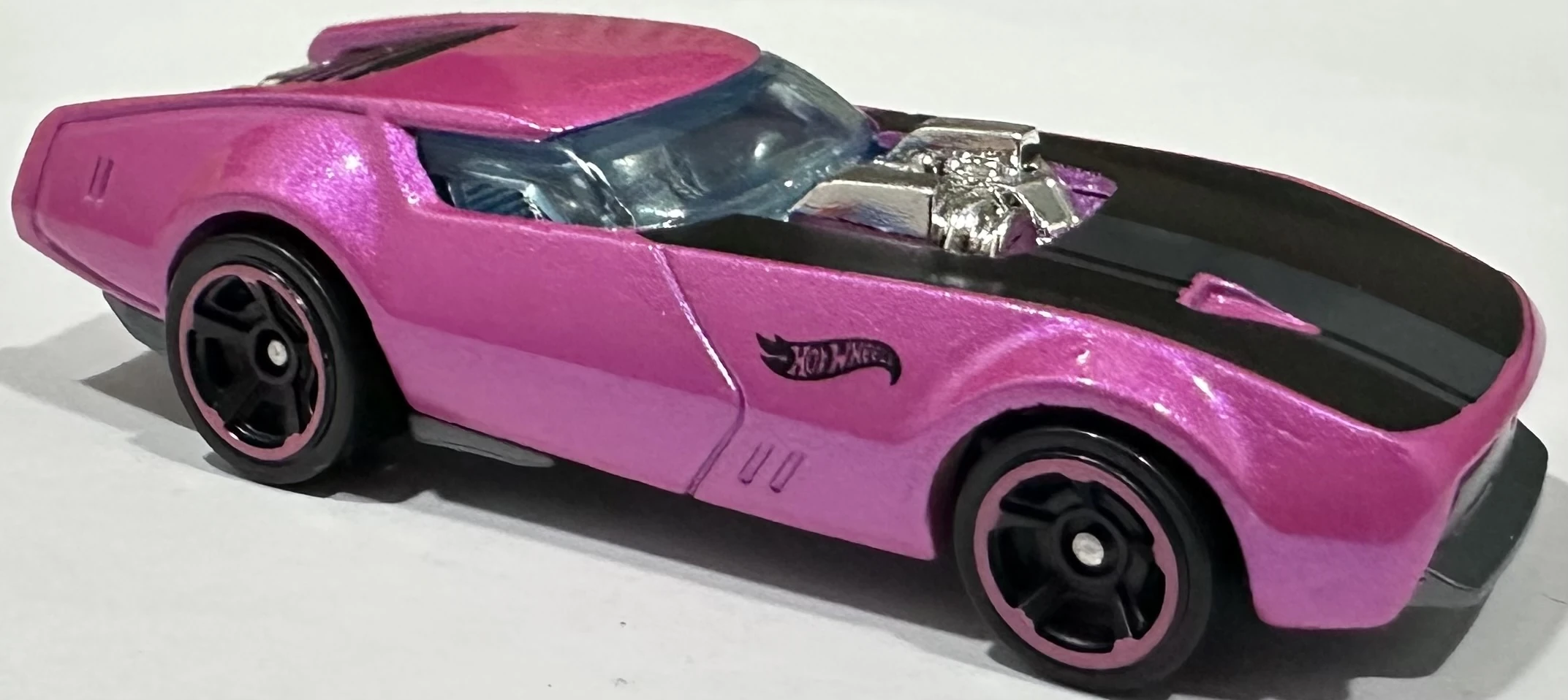 2025 Hot Wheels 			Slide-Burn Pink - Mainline 108/250 - Dream Garage 04/05