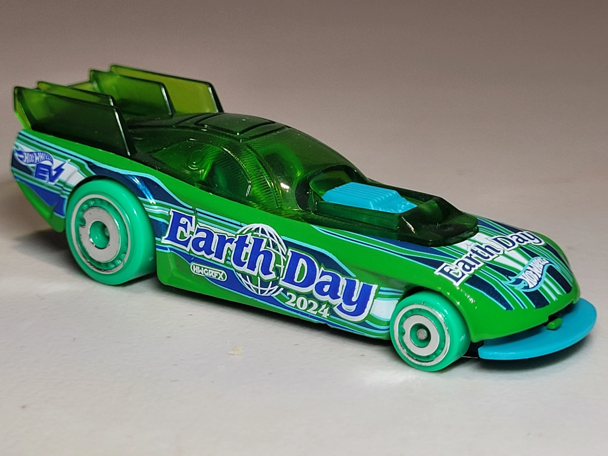 2024 Hot Wheels 	Supercharged Green - Mainline 124/250 - Celebrations Racers 7/10