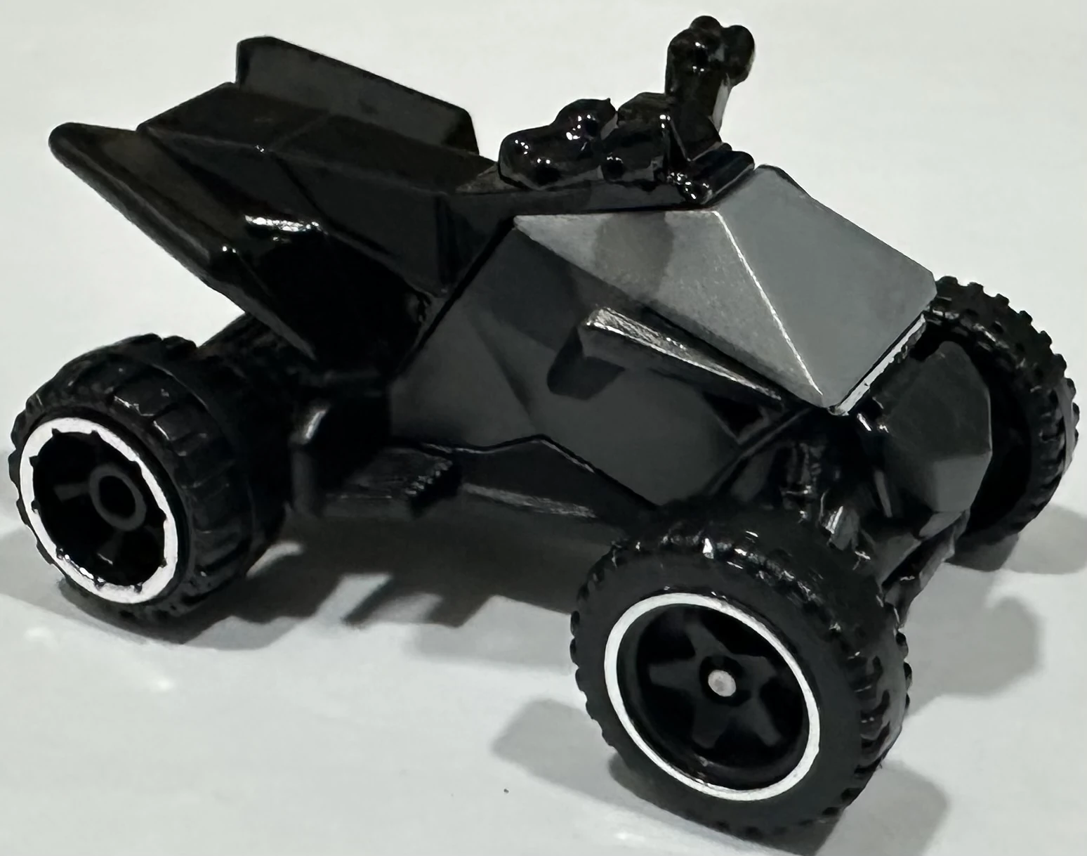 2025 Hot Wheels 		Cyberquad Silver - Mainline 082/250 - Dirt 04/10