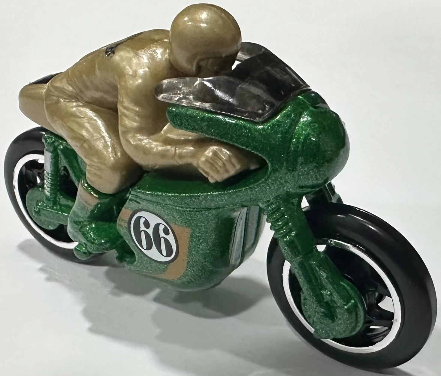 2025 Hot Wheels 1966 Triumph Tiger 100 Dark Green - Mainline 235/250 - Metro 5/5