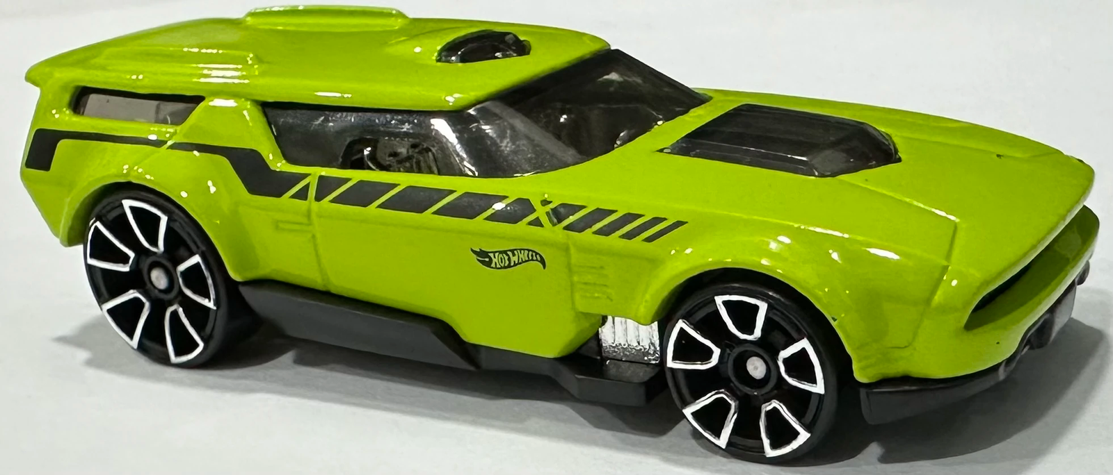 2024 Hot Wheels 							Drift'n Break Green - Mainline 035/250 - Modified 4/10