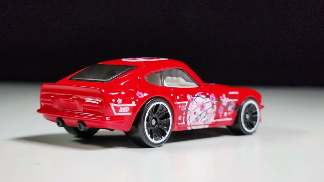 2025 Hot Wheels 									Datsun 240Z Red - Mainline 062/250 - Red Edition Target 7/12