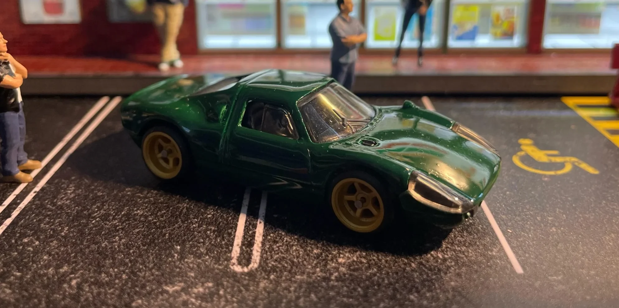 2025 Hot Wheels 	Porsche 904 Carrera GTS Light Green - Mainline 100/250 - Race Day 3/10