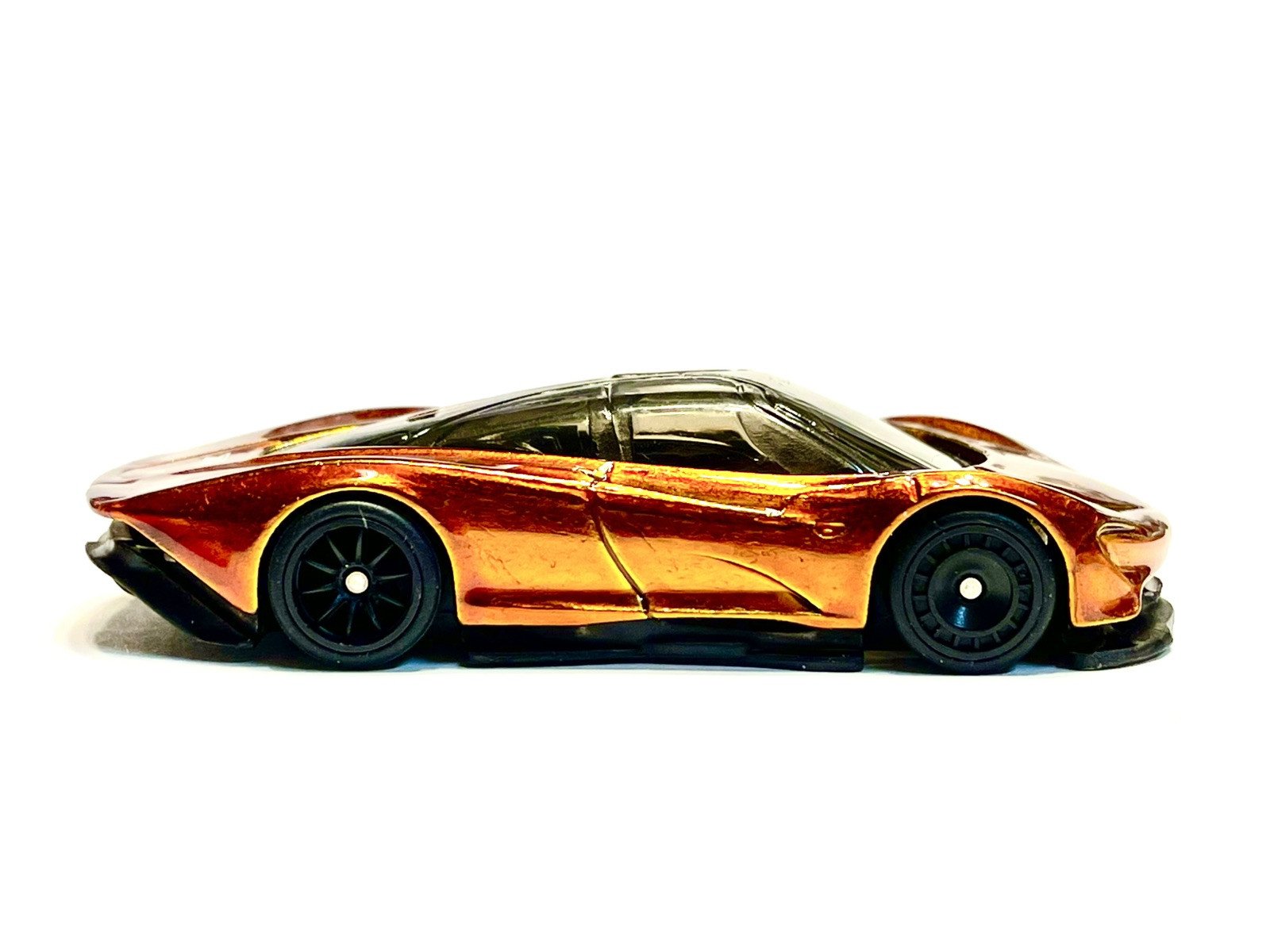 2025 Hot Wheels 					McLaren Speedtail Golden Orange - Mainline 209/250 - Exotics 5/5