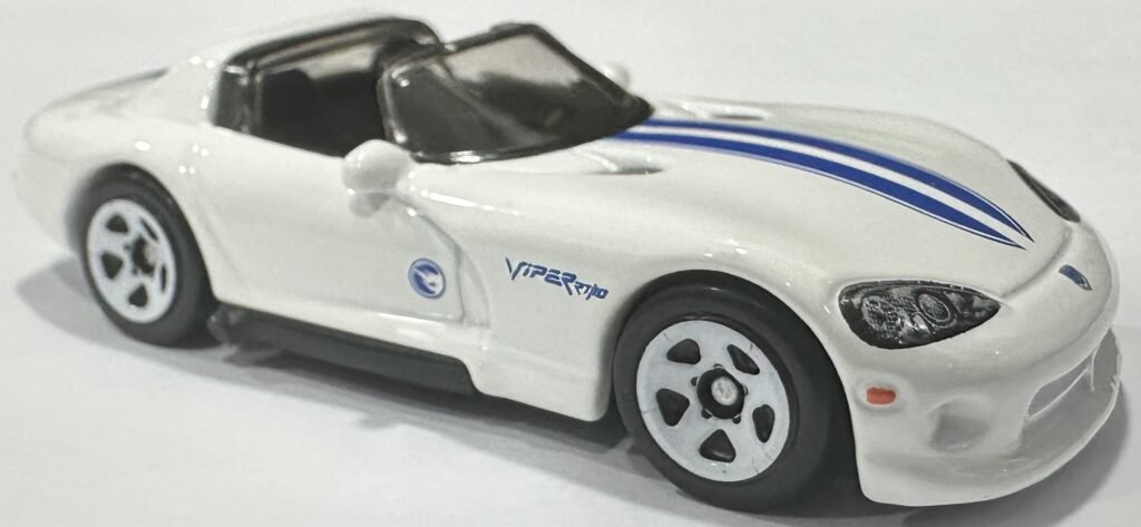 2026 Hot Wheels Treasure Hunt - '92 Dodgde Viper RT/10 White Mainline 029/250 Drop Tops 2/5