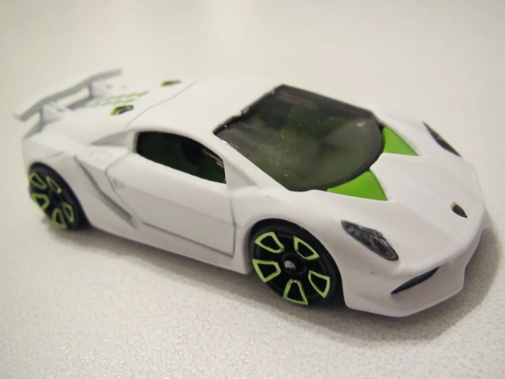 2014 Hot Wheels Lamborguini Sesto Elemento - Mainline 039/250 HW City Speed Team