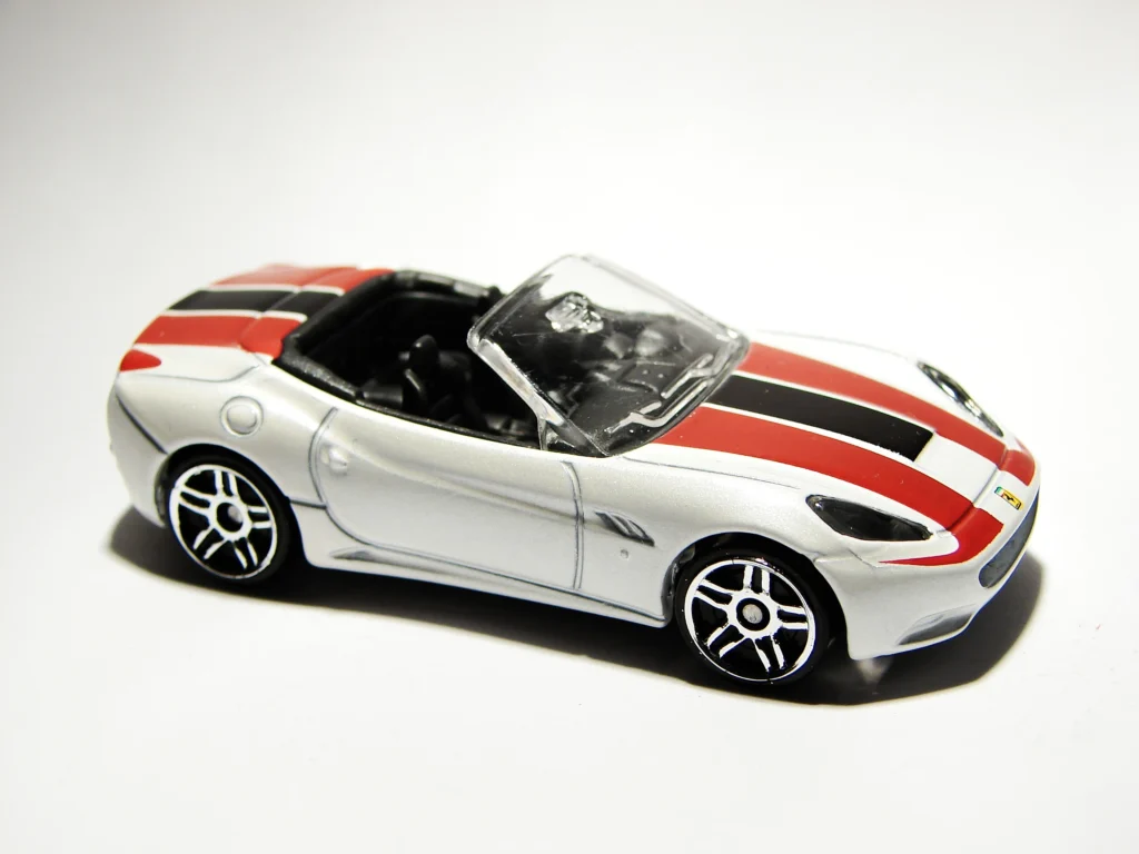 2012 Hot Wheels Ferrari California White - Mainline 127/247 HW All Stars 7/10