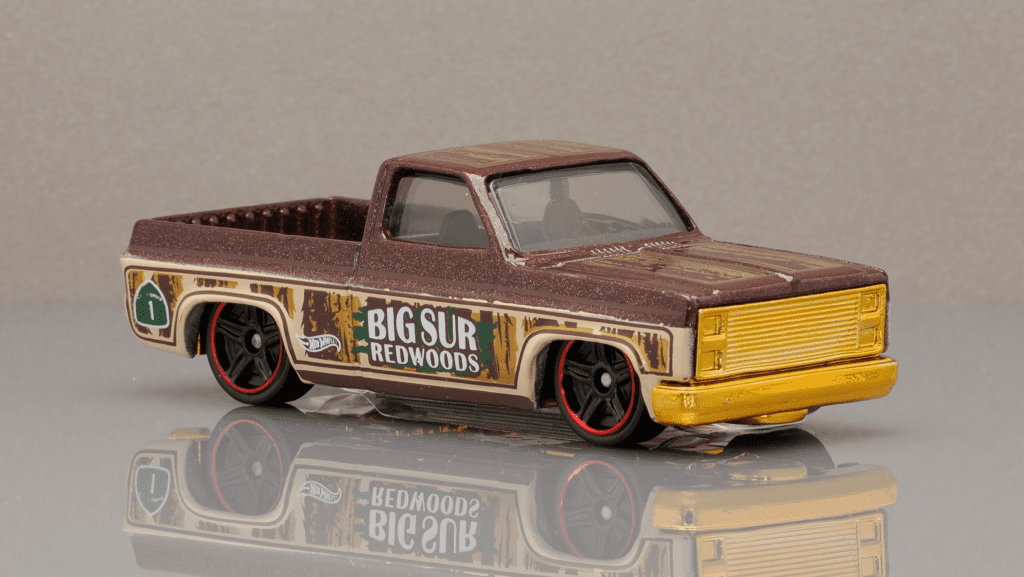 2014 Hot Wheels Premium 136/250 '83 Chevy Silverado HW Road Trippin' 22/32 Burgundy
