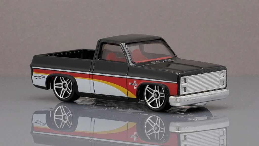 2018 Hot Wheels Premium '83 Chevy Silverado 100 Years of Chevy Trucks 2/8 Black