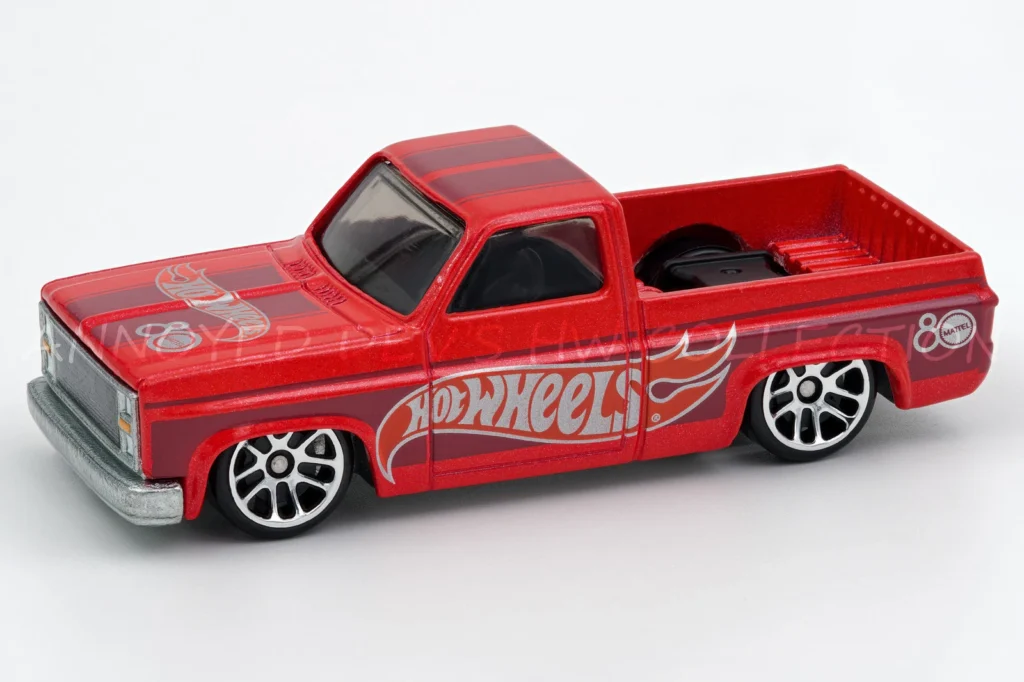 2025 Hot Wheels Premium '83 Chevy Silverado Mattel 80th Anniversary Multipack Rojo