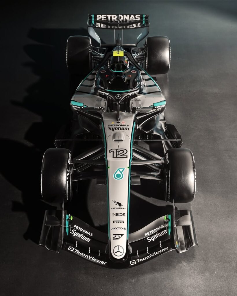 Mercedes AMG Petronas F1 Team 2026 Livery 4/5
